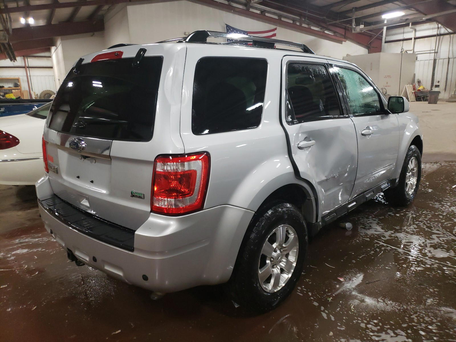Photo 4 from auction – 2012 FORD ESCAPE LIM with VIN 1FMCU9EG3CKB75312