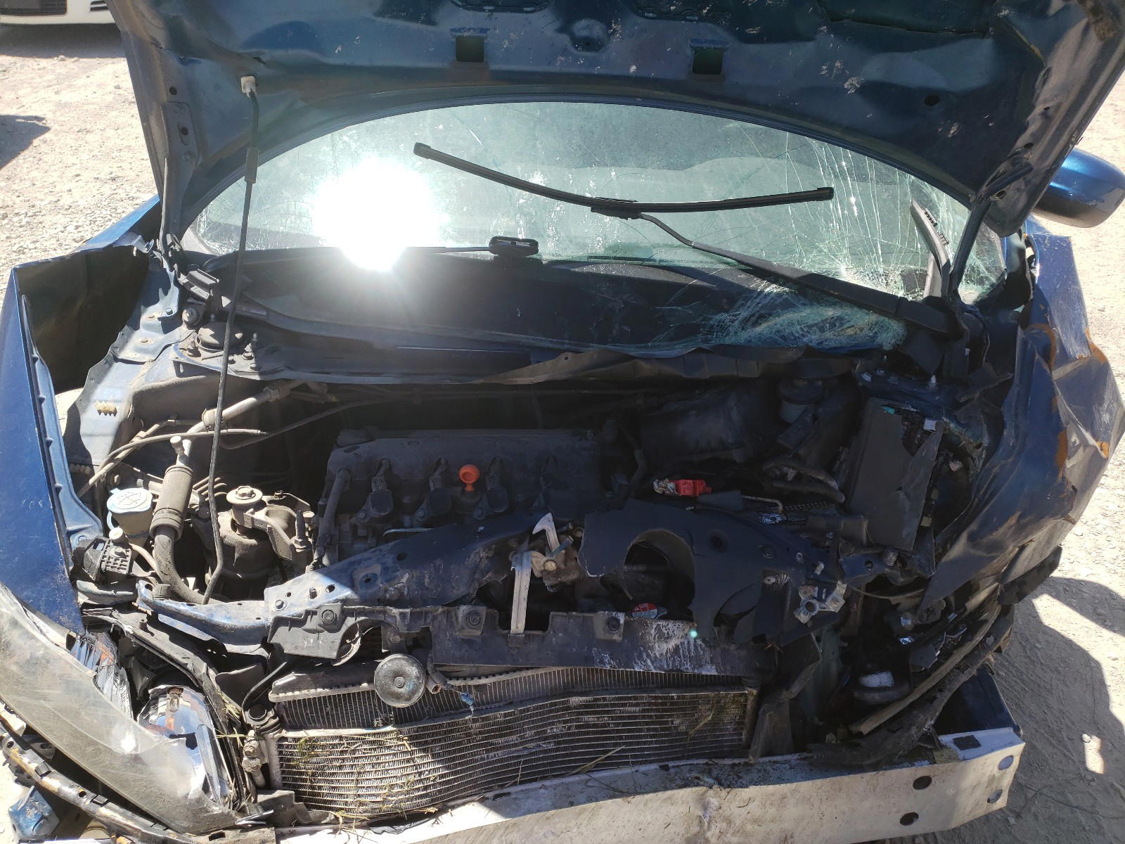 Photo 7 from auction – 2014 HONDA CIVIC LX with VIN 19XFB2F54EE024108