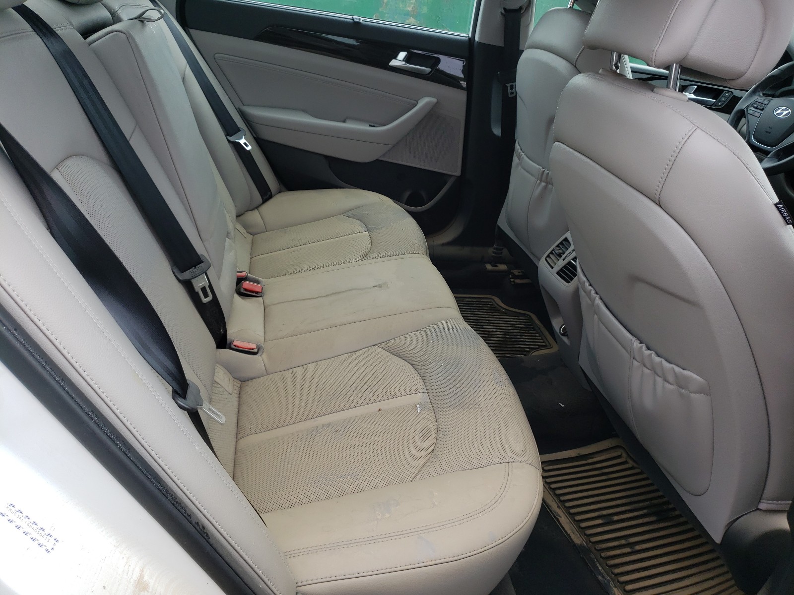 Photo 6 from auction – 2017 HYUNDAI SONATA HYB with VIN KMHE34L16HA050413