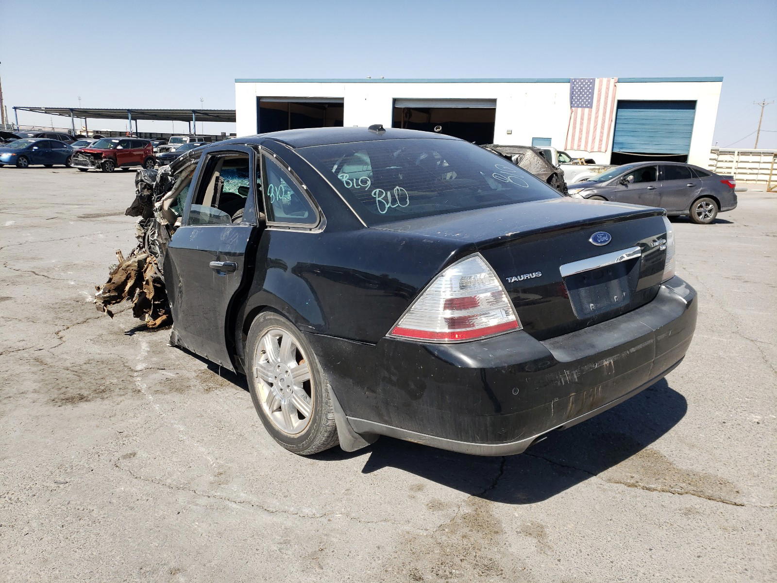 Photo 3 from auction – 2008 FORD TAURUS LIM with VIN 1FAHP28W08G115533