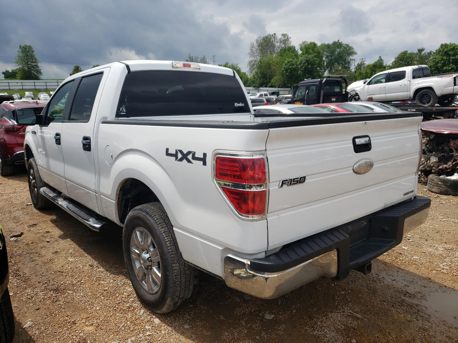 Photo 3 from auction – 2011 FORD F150 SUPER with VIN 1FTFW1EF1BFD11545