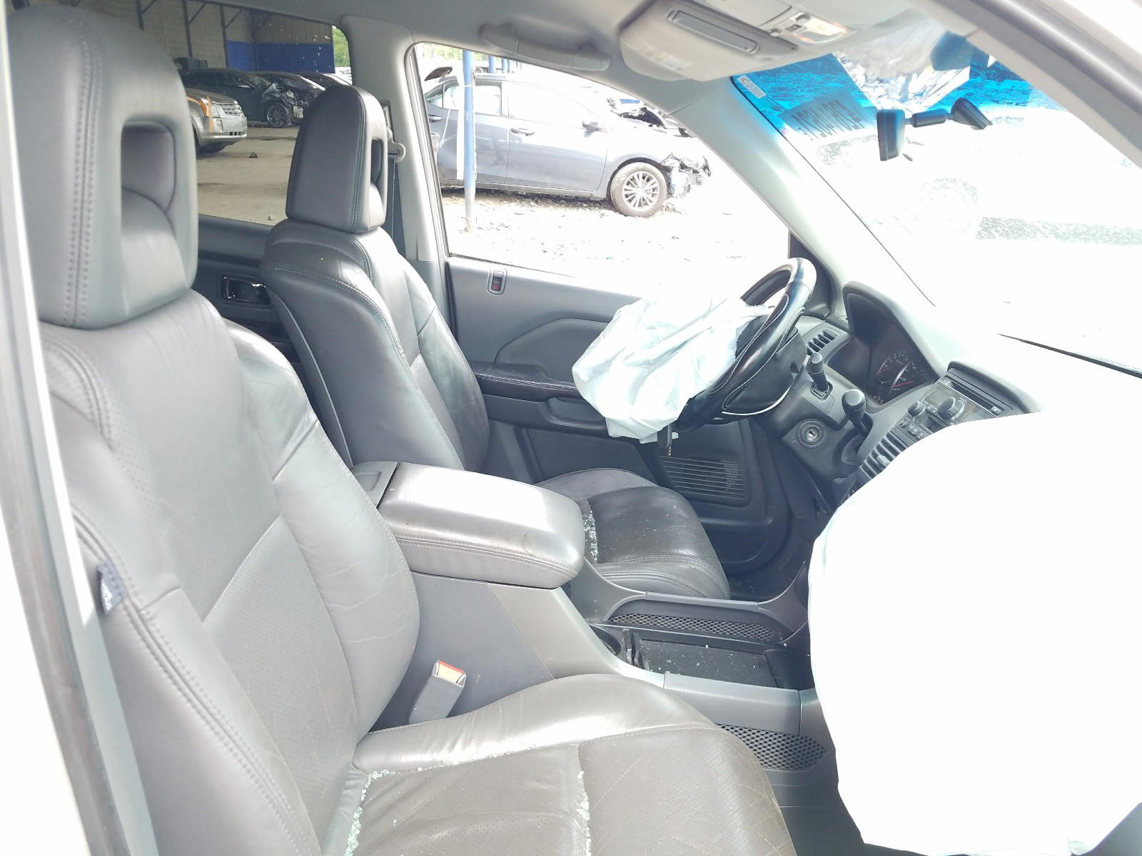 Photo 5 from auction – 2003 HONDA PILOT EXL with VIN 2HKYF18543H506087
