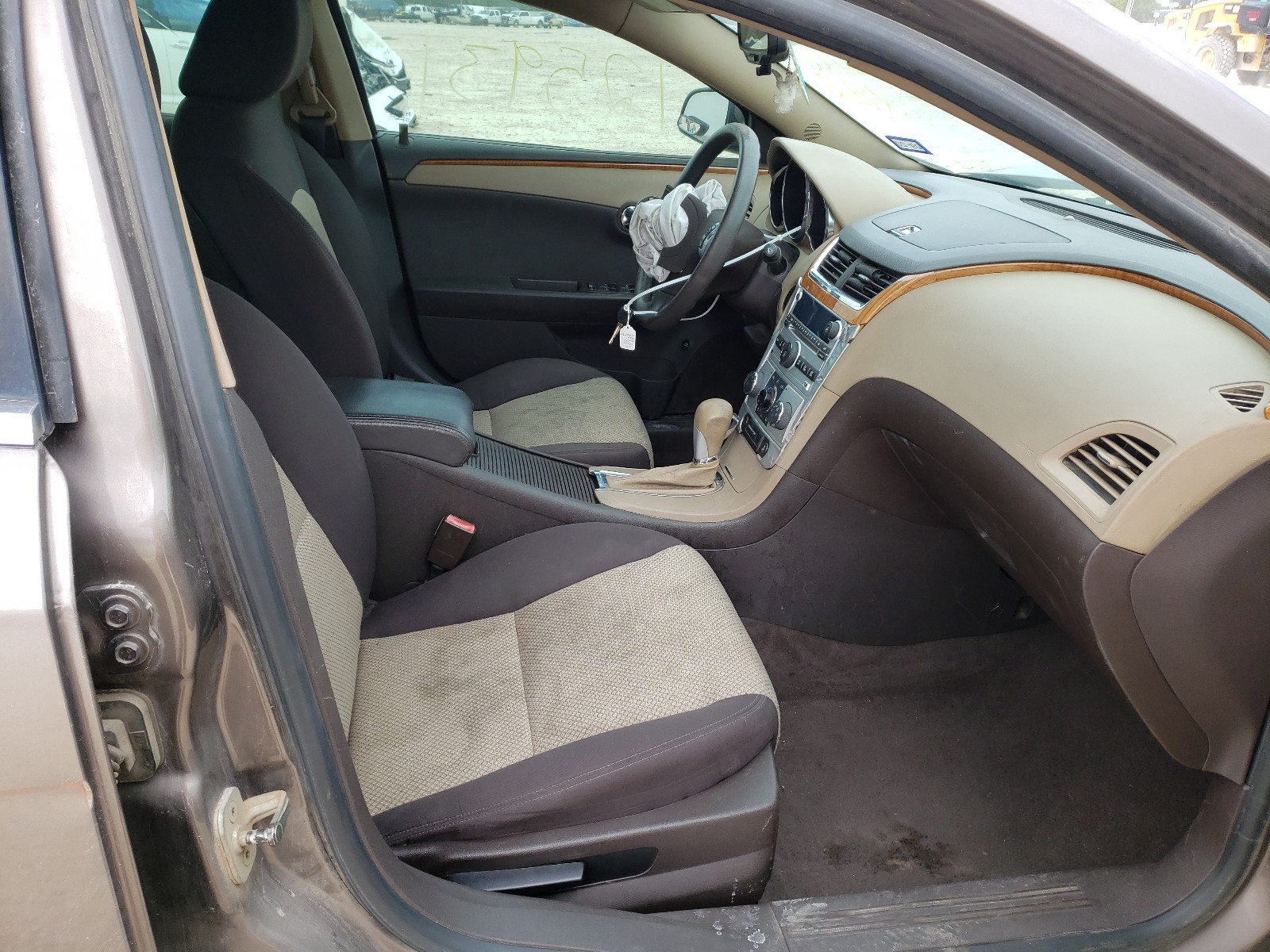 Photo 5 from auction – 2012 CHEVROLET MALIBU 1LT with VIN 1G1ZC5E05CF110282