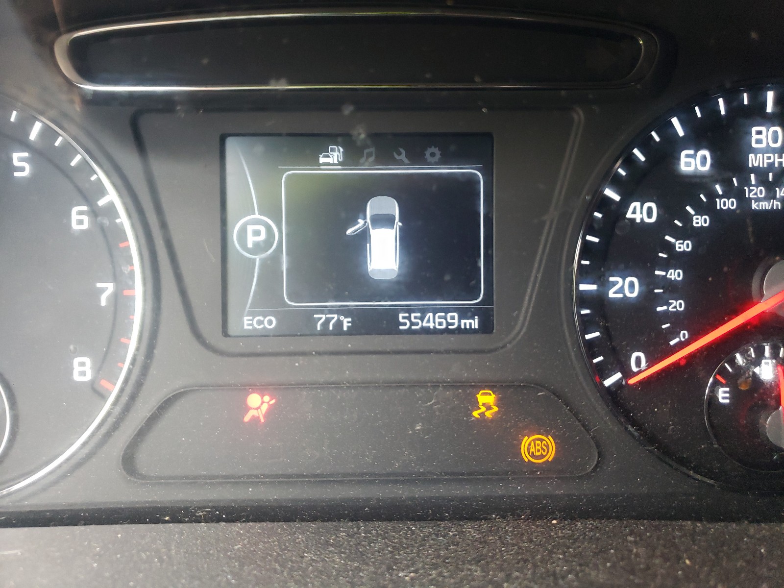 Photo 8 from auction – 2016 KIA SORENTO EX with VIN 5XYPH4A10GG155139