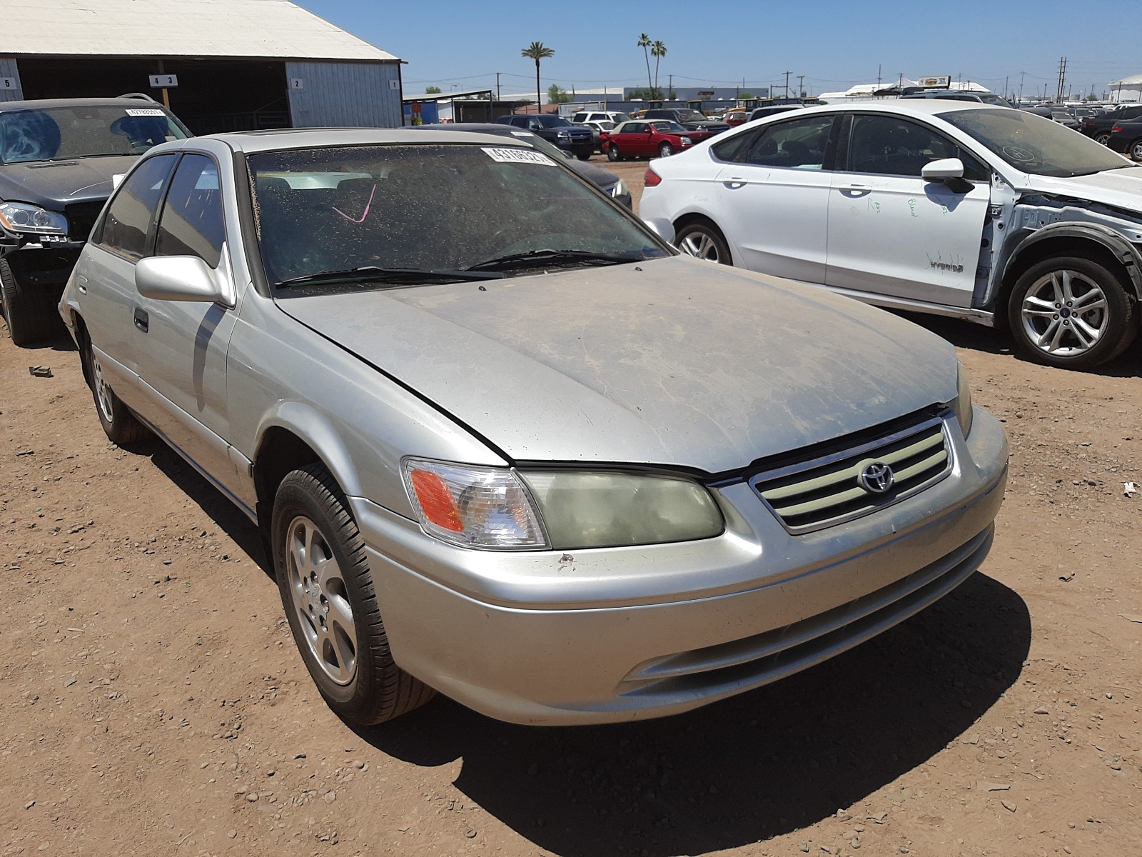 Photo 1 from auction – 2000 TOYOTA CAMRY CE with VIN 4T1BG28K7YU665063