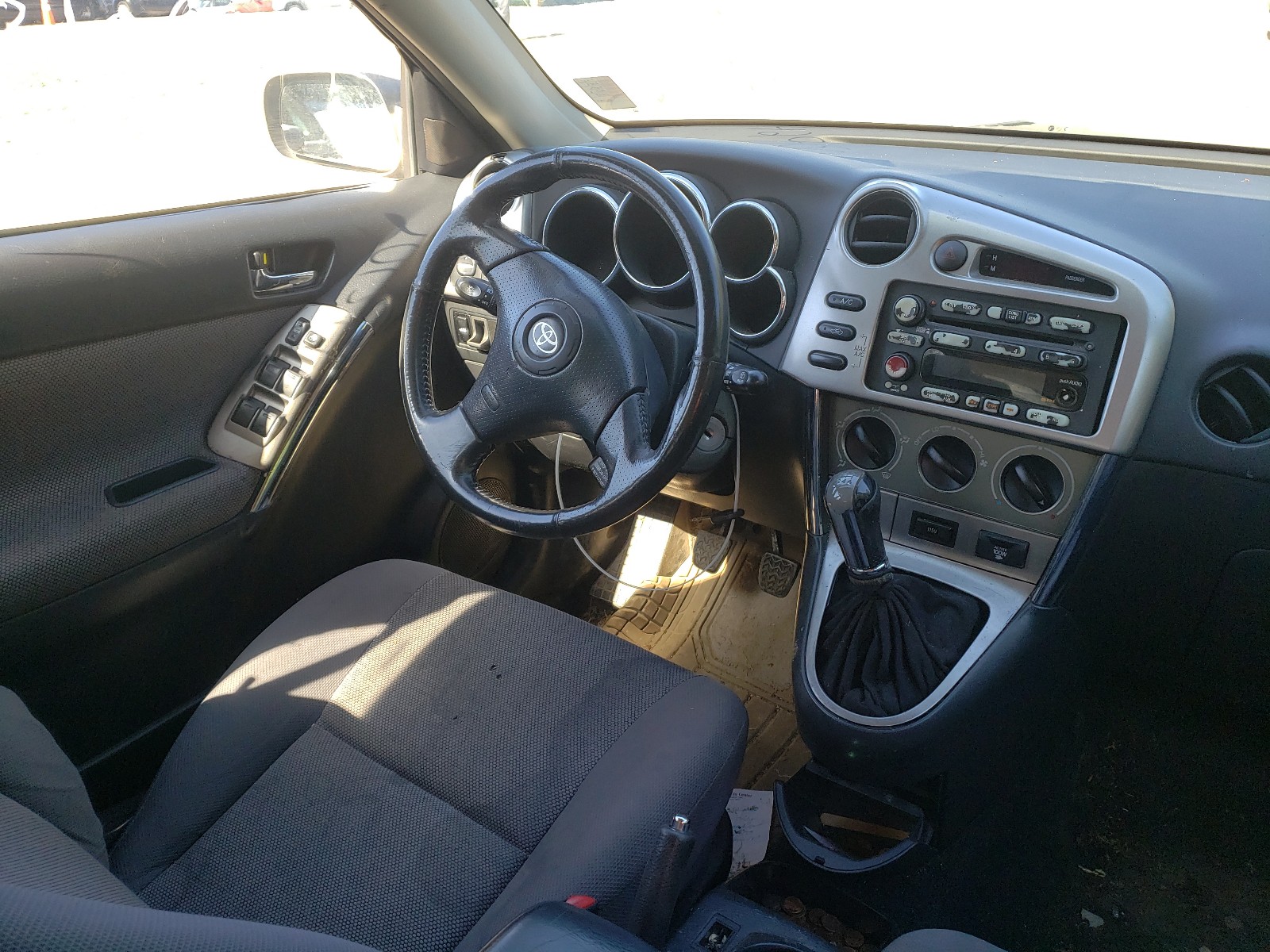 Photo 9 from auction – 2004 TOYOTA COROLLA MA with VIN 2T1KY32E34C251392