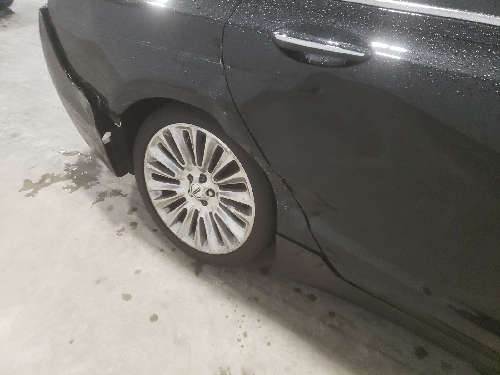 Zdjęcie 9 z aukcji – 2014 LINCOLN MKZ z VIN 3LN6L2G95ER826735