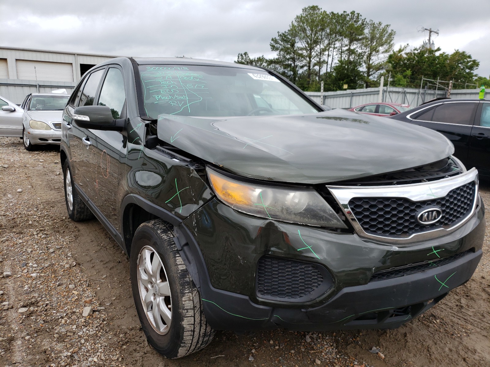 KIA SORENTO BA 2011 with VIN 5XYKT3A16BG154041 - Photo from auction