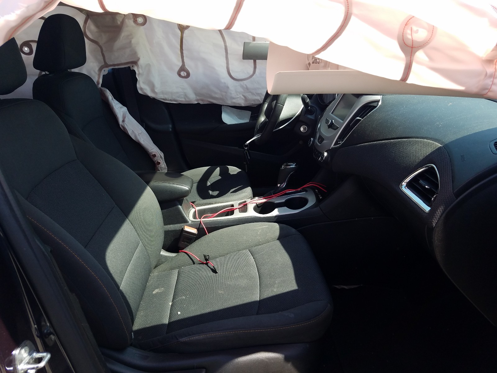 Photo 5 from auction – 2016 CHEVROLET CRUZE LS with VIN 1G1BC5SM4G7301250