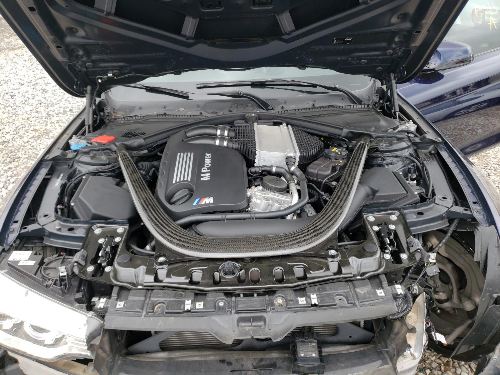 Photo 7 from auction – 2016 BMW M4 with VIN WBS3R9C58GK338896