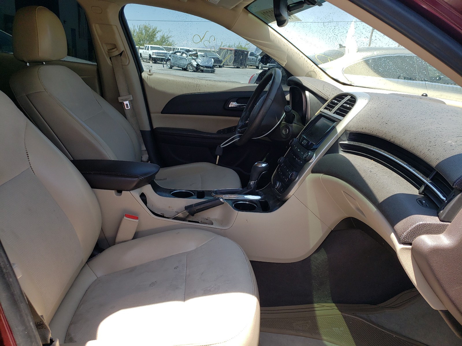 Photo 5 from auction – 2015 CHEVROLET MALIBU 1LT with VIN 1G11C5SL3FF344727