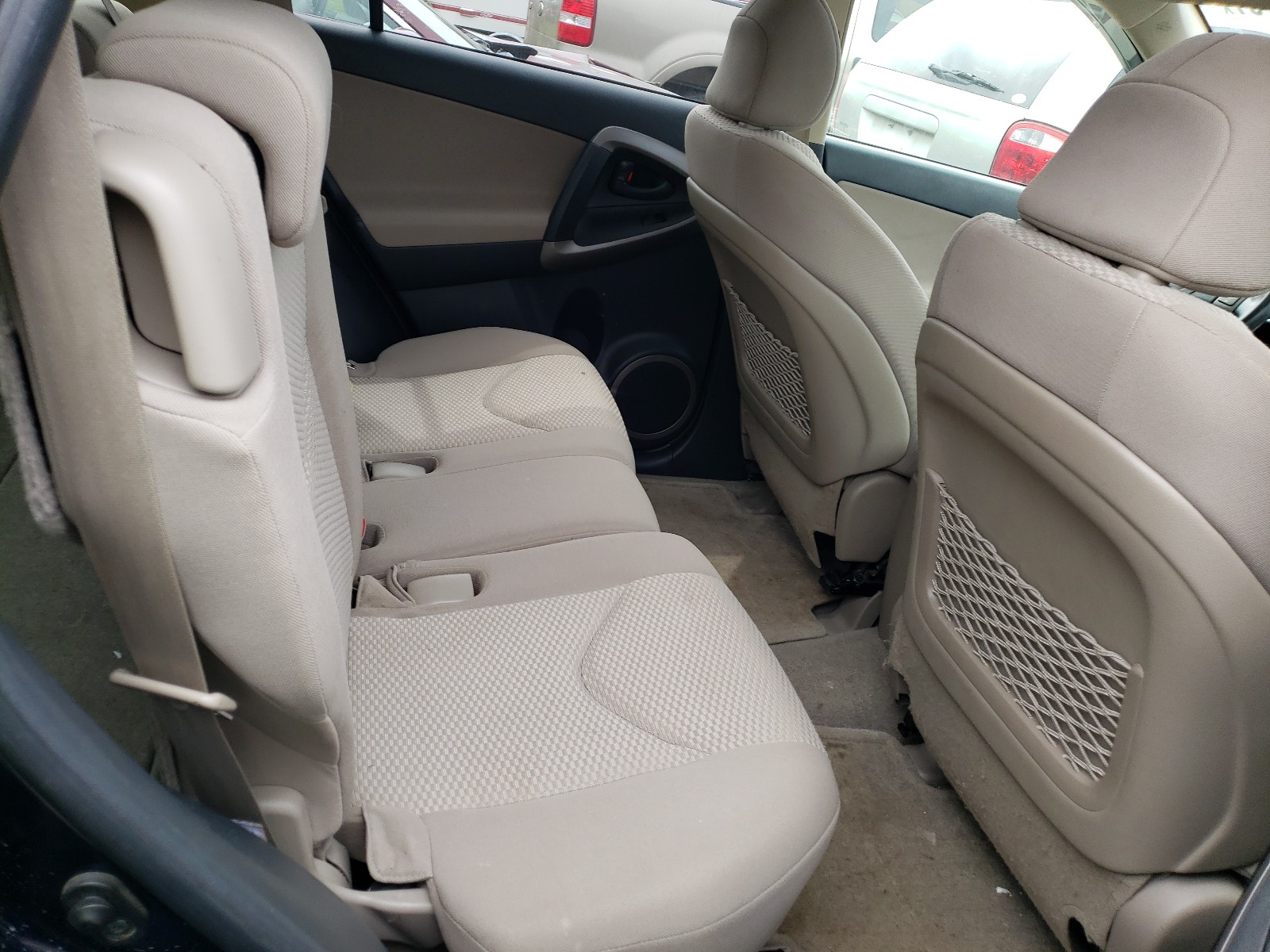 Photo 6 from auction – 2007 TOYOTA RAV4 LIMIT with VIN JTMBK31V776010305