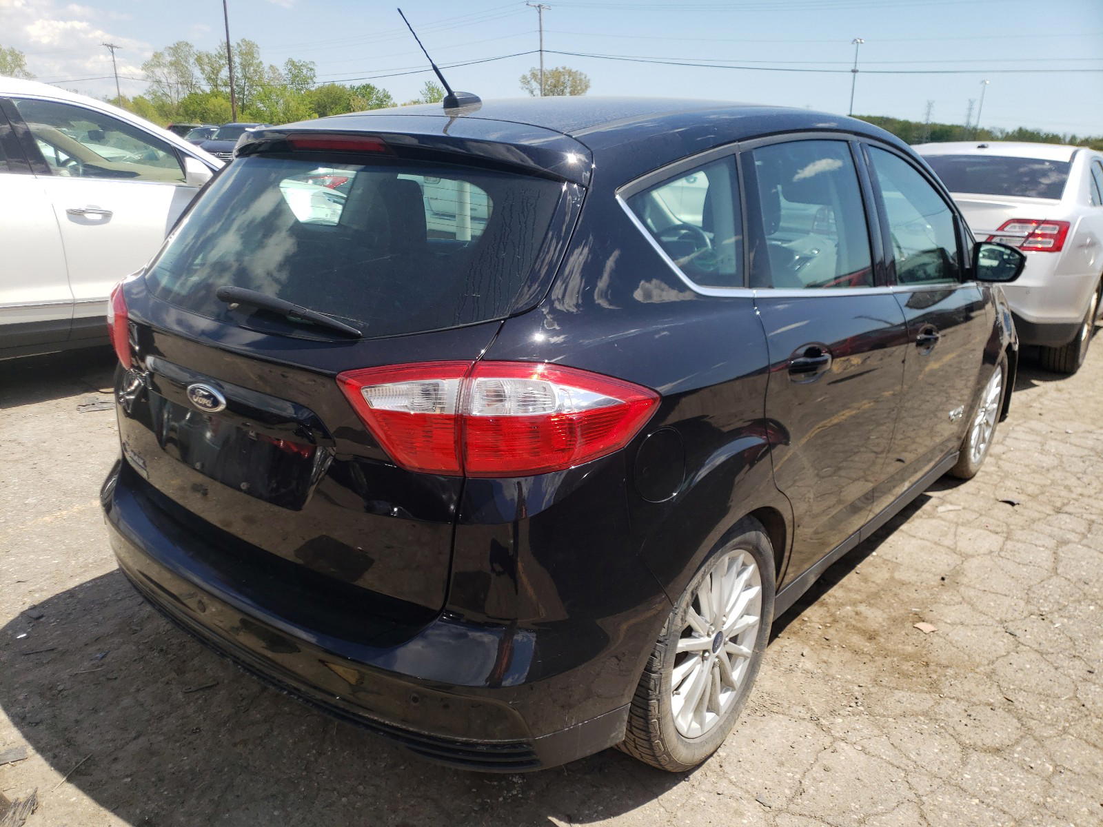 Photo 4 from auction – 2016 FORD C-MAX PREM with VIN 1FADP5CU0GL105189