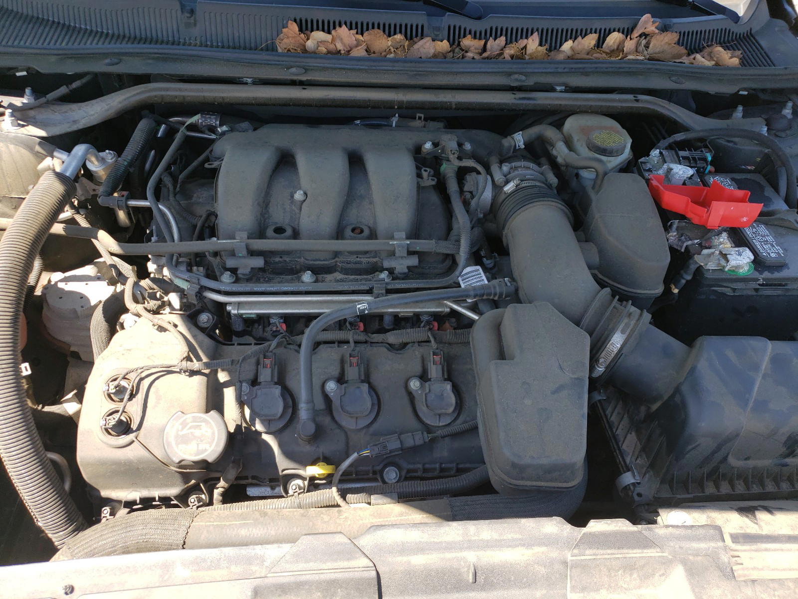 Photo 7 from auction – 2016 FORD TAURUS SEL with VIN 1FAHP2E89GG121089