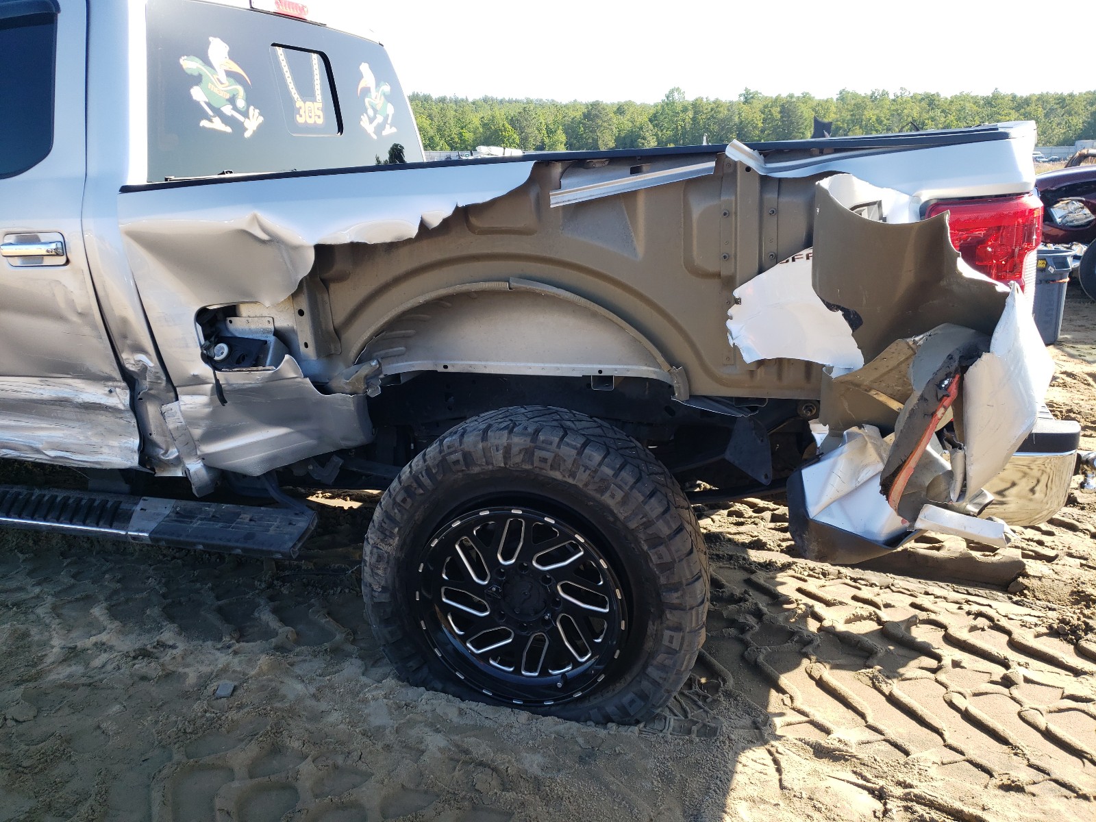 Photo 9 from auction – 2018 FORD F250 SUPER with VIN 1FT7W2BT2JEC73901