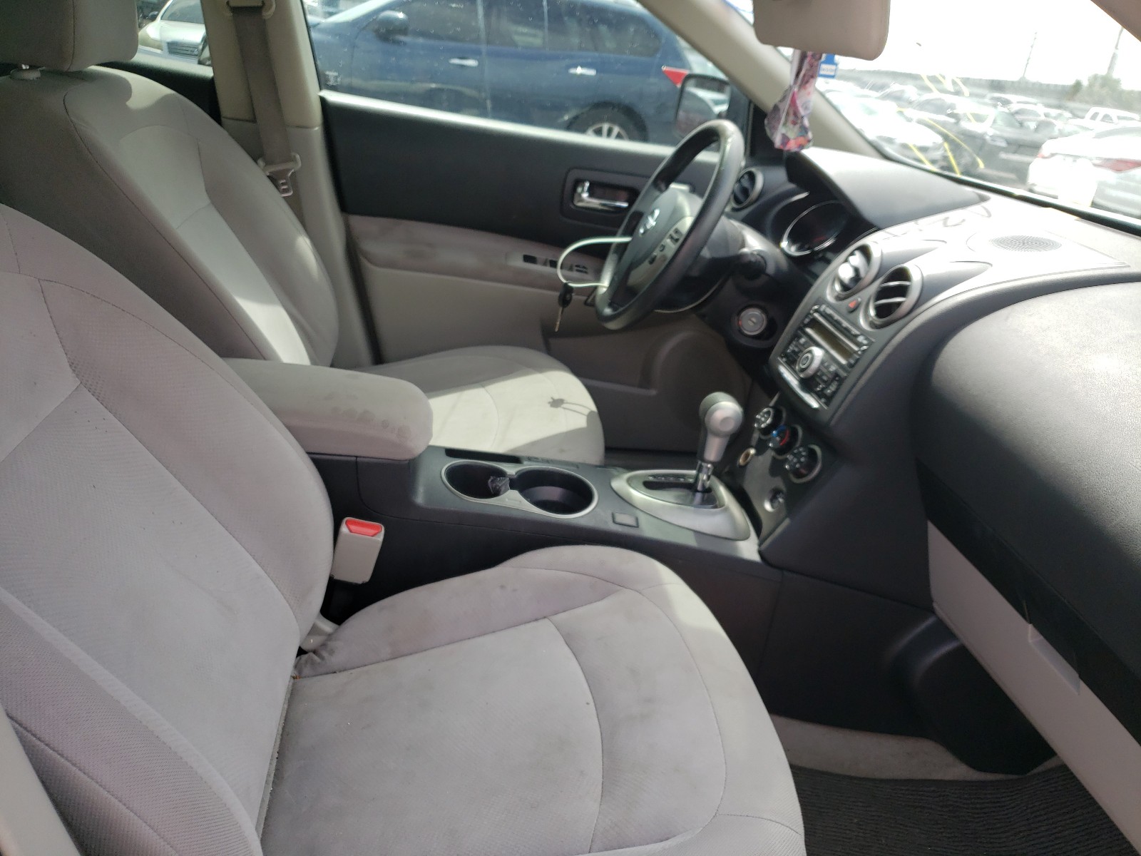 Photo 5 from auction – 2013 NISSAN ROGUE S with VIN JN8AS5MT7DW538962