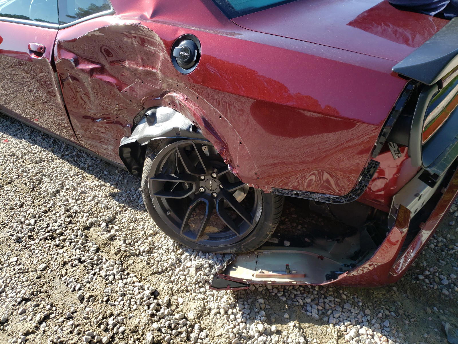 Photo 9 from auction – 2018 DODGE CHALLENGER with VIN 2C3CDZC98JH127709