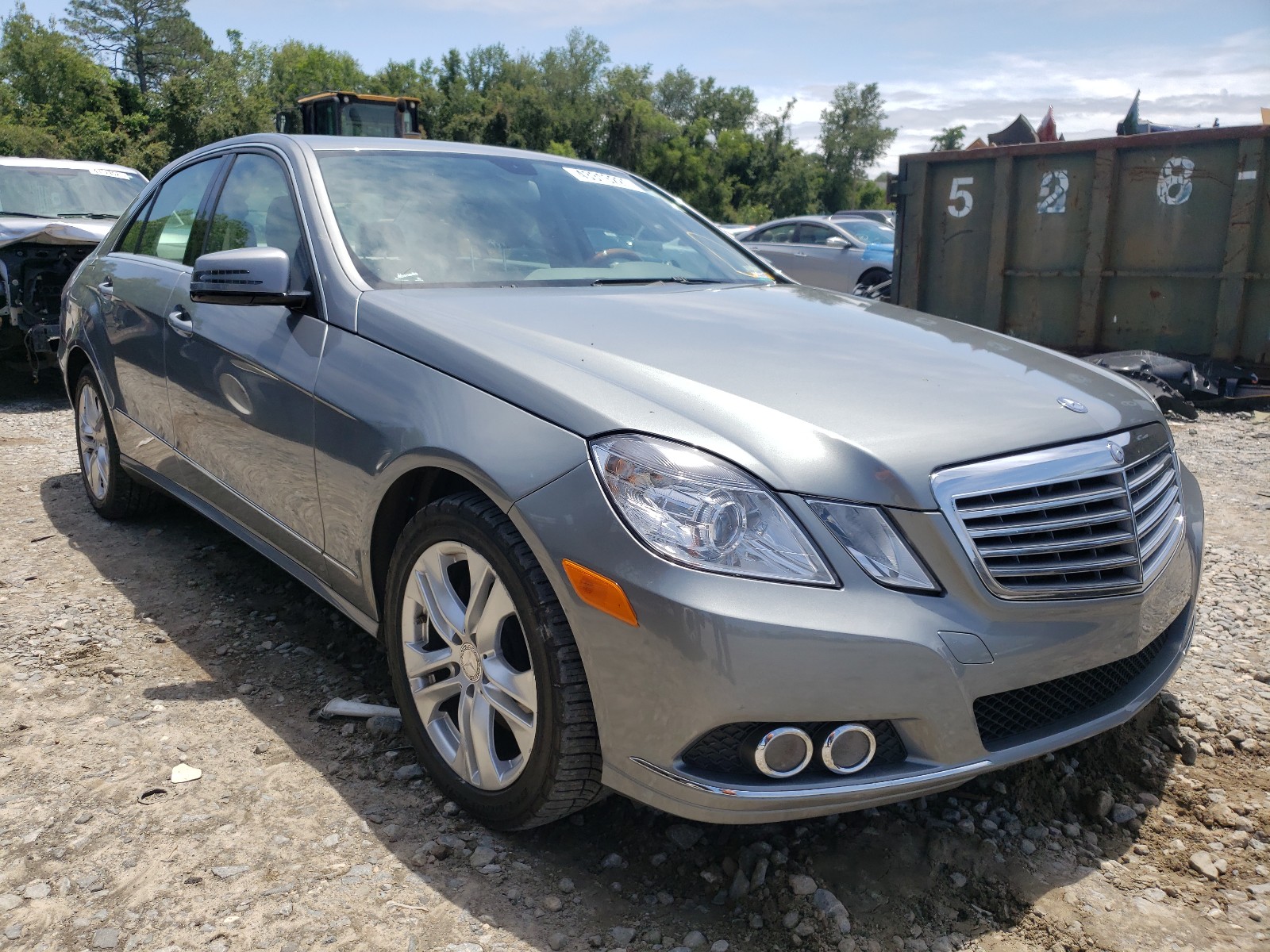 Photo 1 from auction – 2010 MERCEDES-BENZ E 350 with VIN WDDHF5GB4AA184396