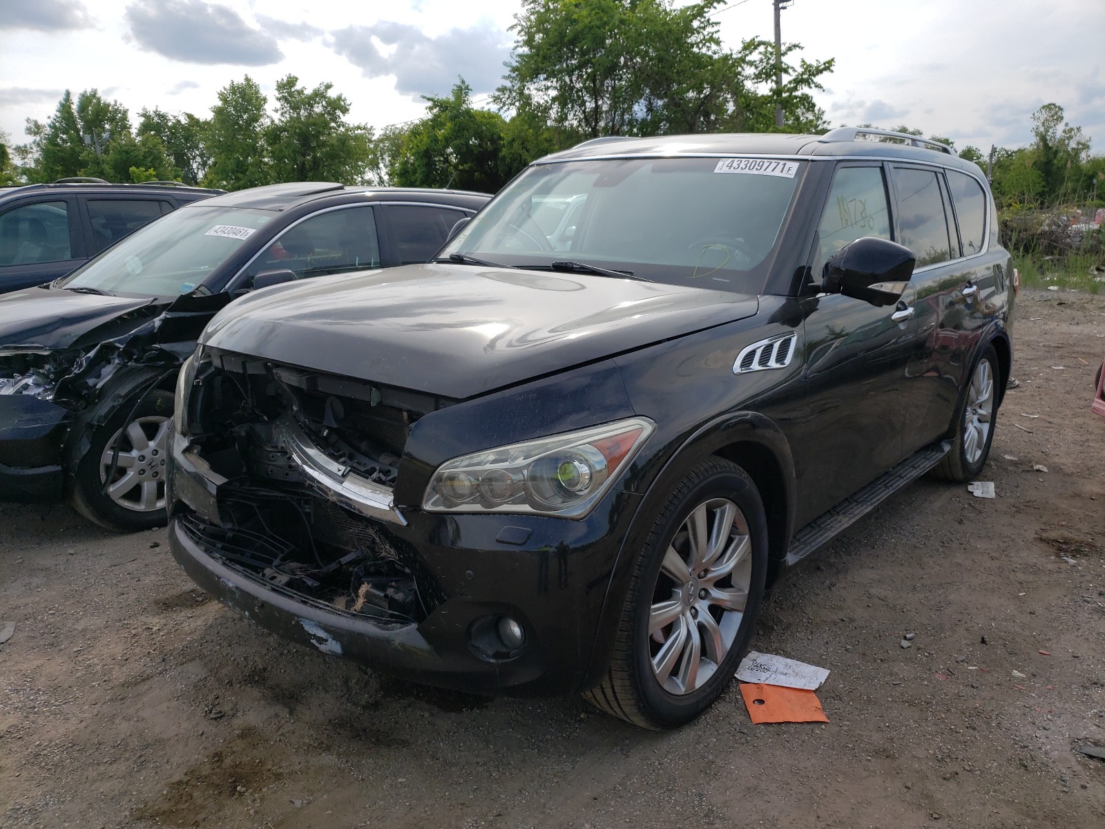 Photo 2 from auction – 2011 INFINITI QX56 with VIN JN8AZ2NEXB9004263