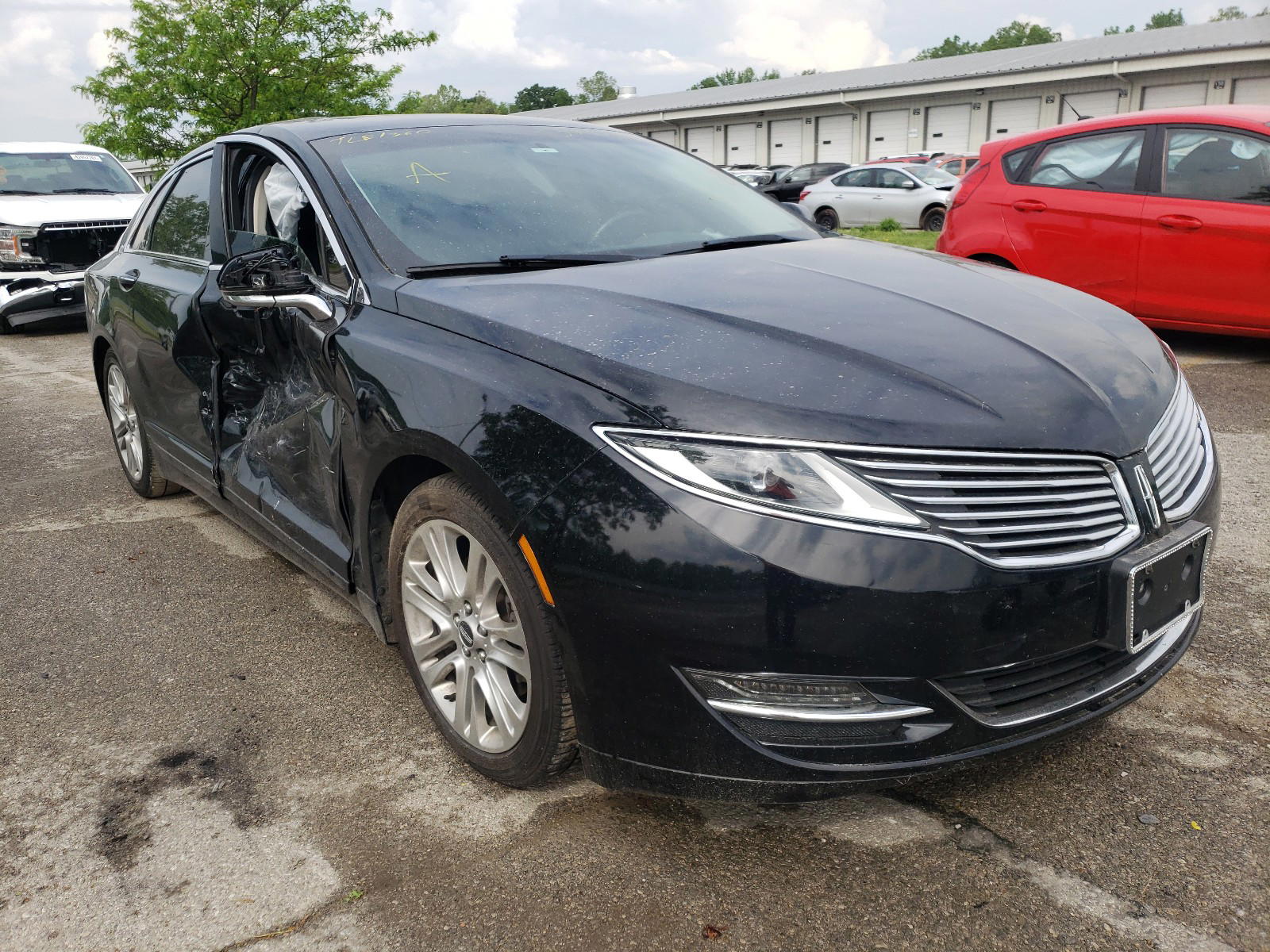 LINCOLN MKZ 2016 with VIN 3LN6L2J91GR631873 - Photo from auction
