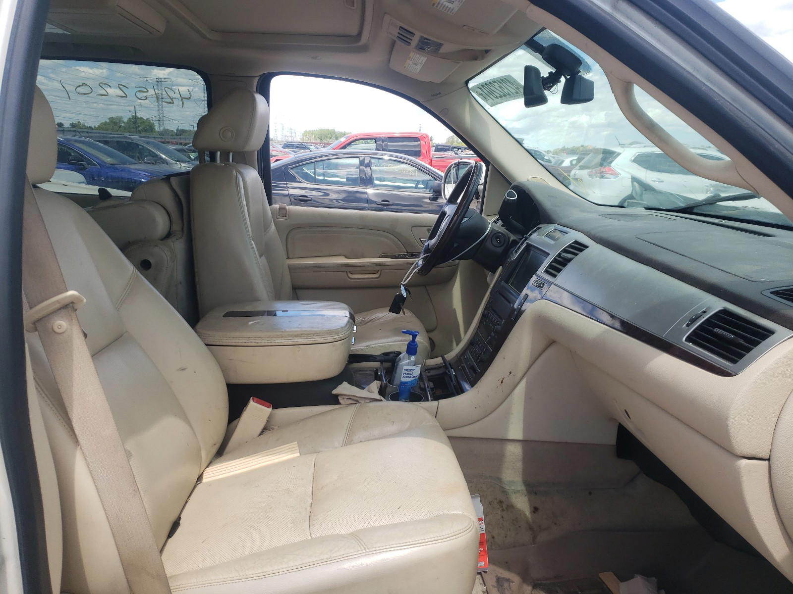 Photo 5 from auction – 2008 CADILLAC ESCALADE E with VIN 1GYFK66838R170441
