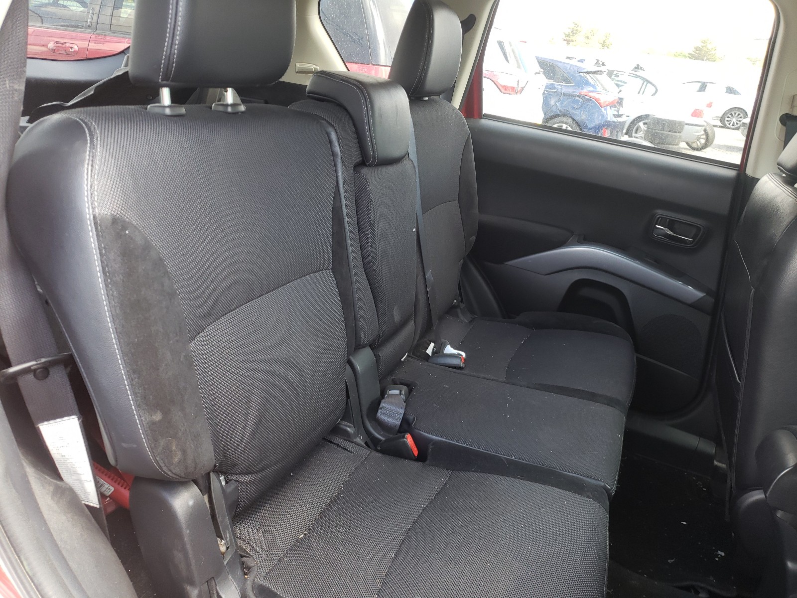 Photo 6 from auction – 2013 MITSUBISHI OUTLANDER with VIN JA4JT3AW2DU020906