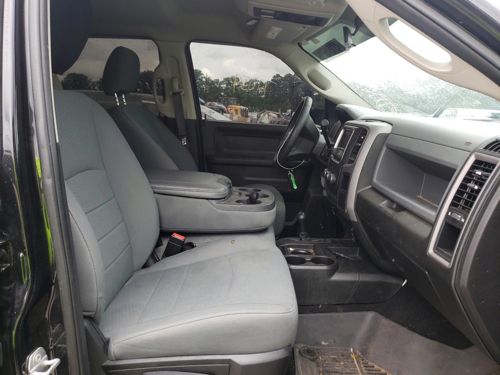 Photo 5 from auction – 2018 RAM 2500 ST with VIN 3C6UR5CL2JG425895