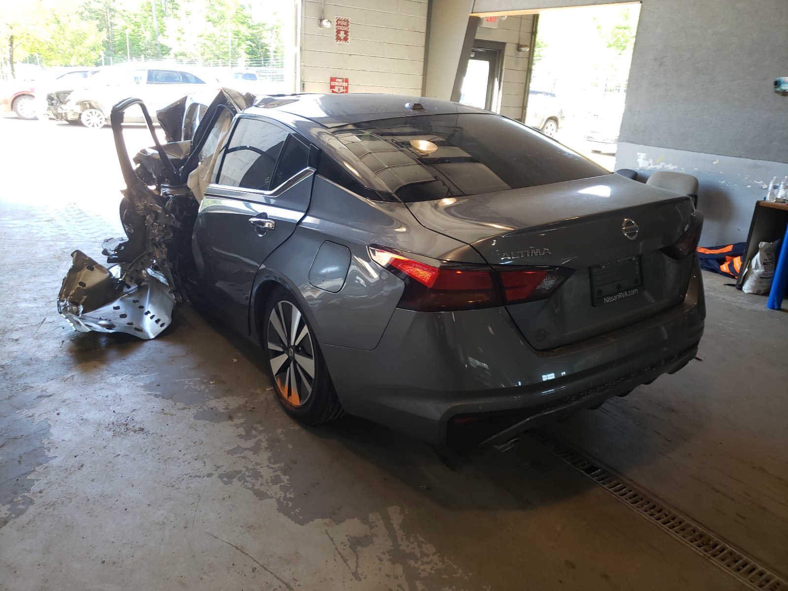 Photo 3 from auction – 2020 NISSAN ALTIMA SL with VIN 1N4BL4EV6LC186843