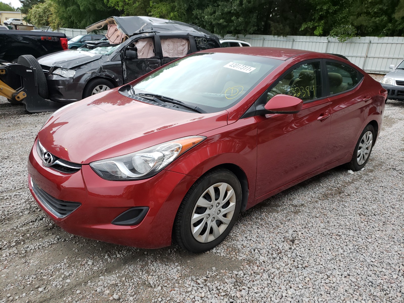 Photo 2 from auction – 2013 HYUNDAI ELANTRA with VIN 5NPDH4AE2DH201354