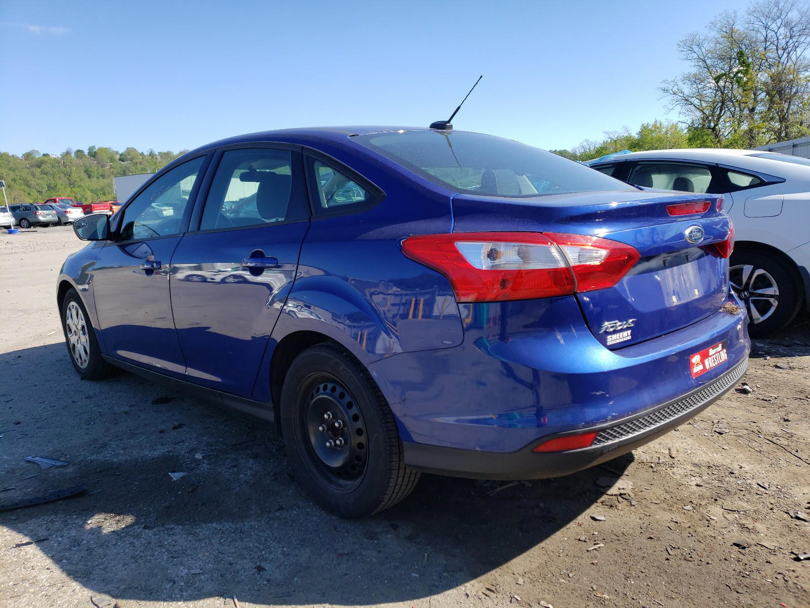 Photo 3 from auction – 2012 FORD FOCUS SE with VIN 1FAHP3F25CL462751