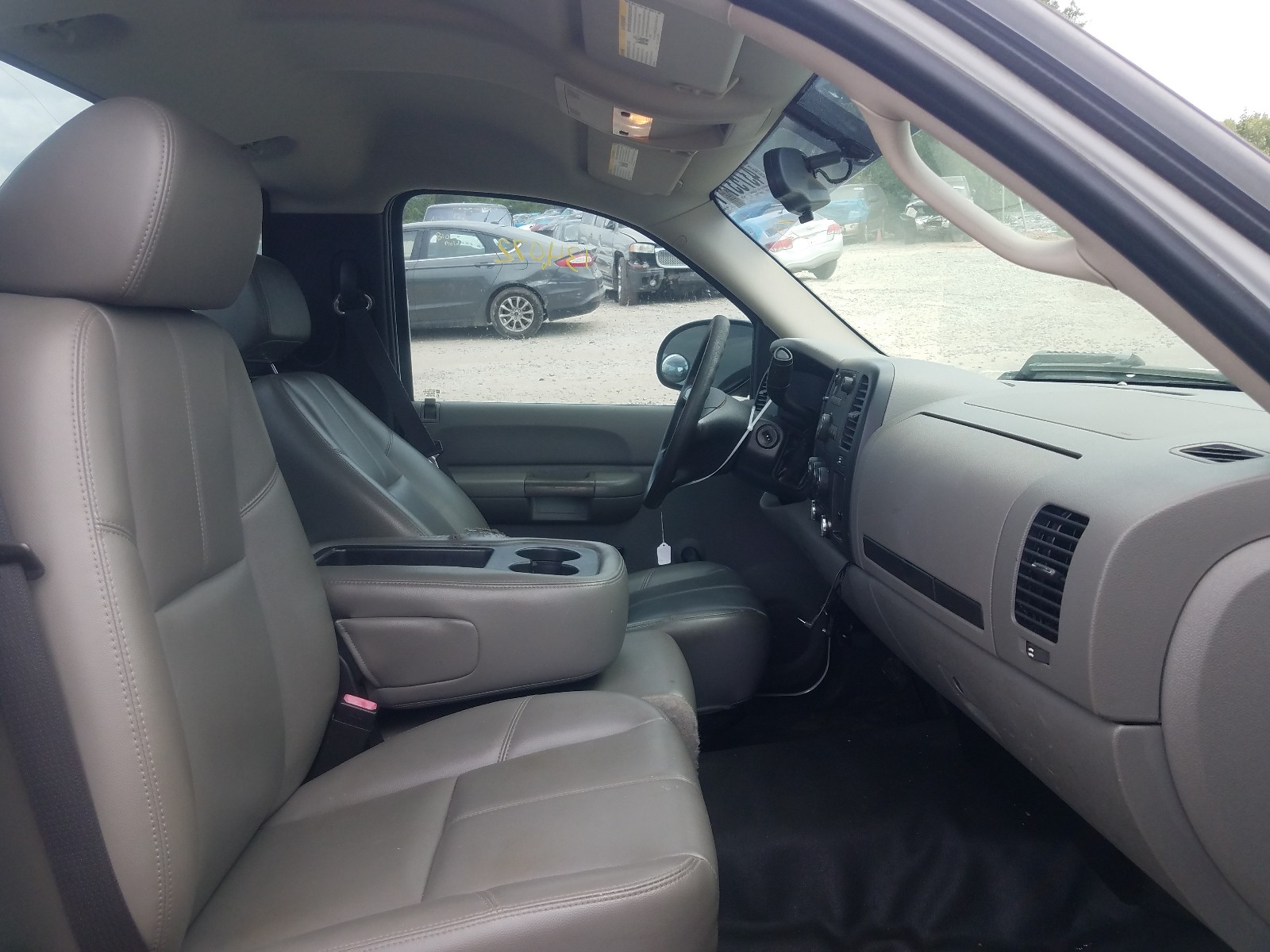 Photo 5 from auction – 2007 CHEVROLET SILVERADO with VIN 1GCEC14C37Z560110