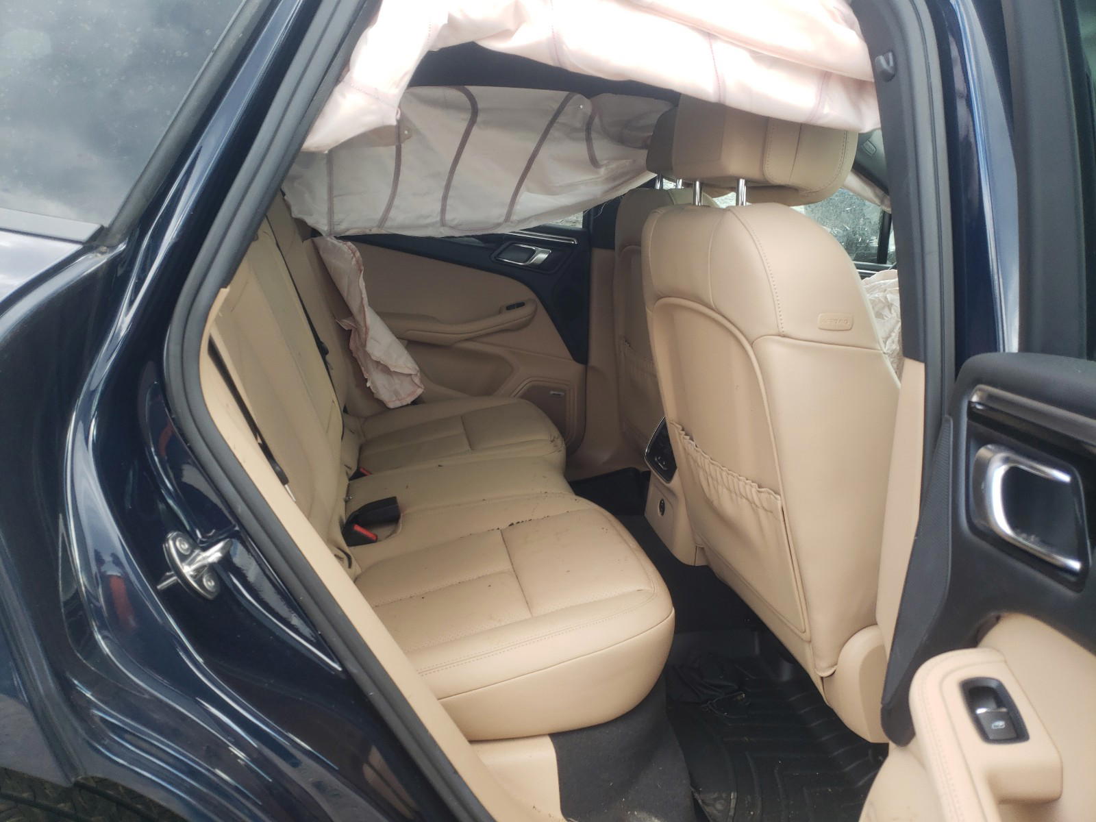 Photo 6 from auction – 2020 PORSCHE MACAN with VIN WP1AA2A59LLB11459