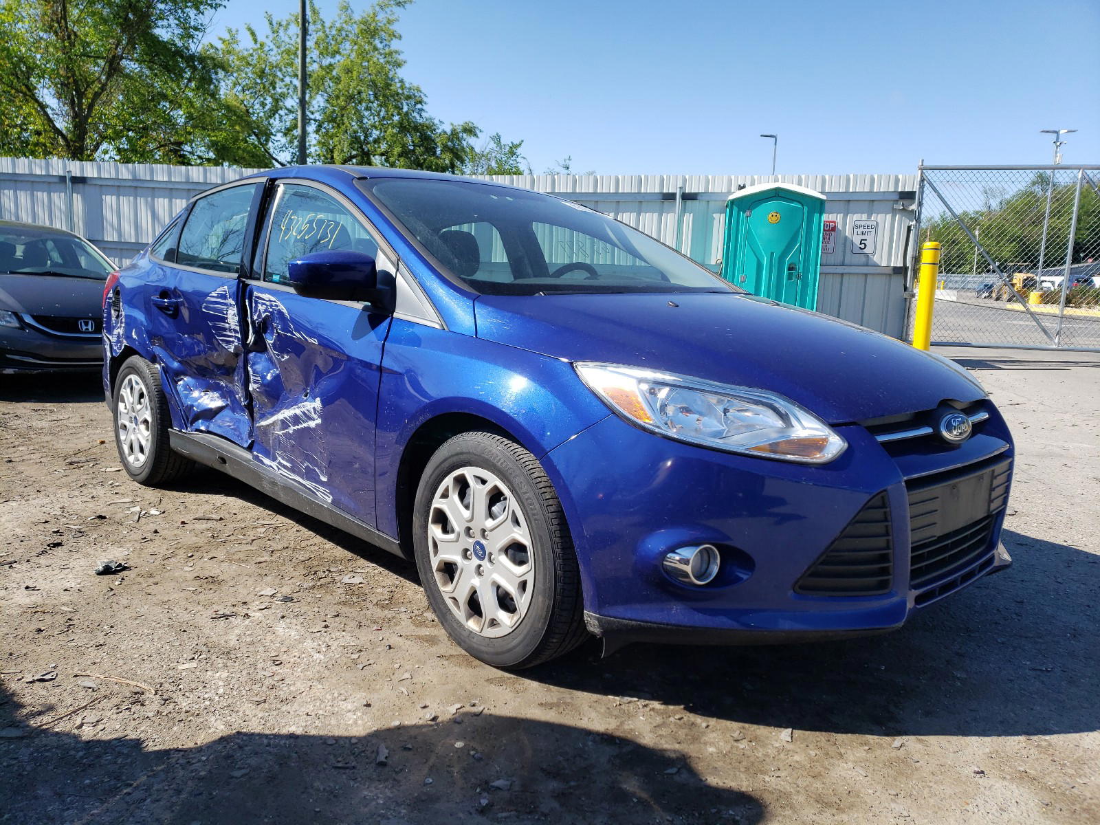 FORD FOCUS SE 2012 with VIN 1FAHP3F25CL462751 - Photo from auction