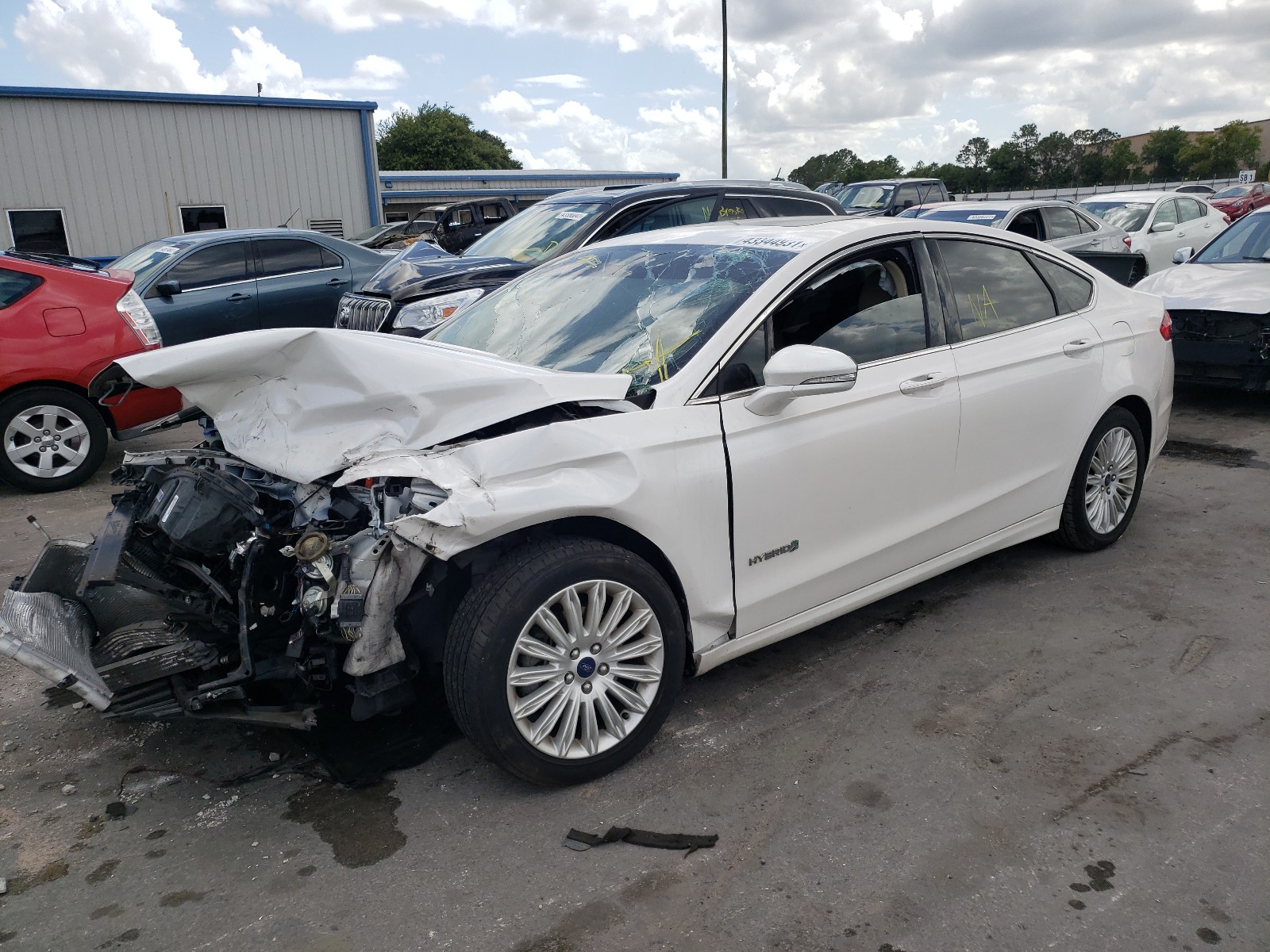 Photo 2 from auction – 2013 FORD FUSION SE with VIN 3FA6P0LU9DR227526