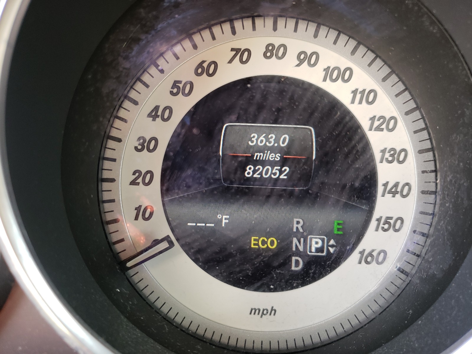 Photo 8 from auction – 2014 MERCEDES-BENZ E 350 with VIN WDDHF5KB5EA906231