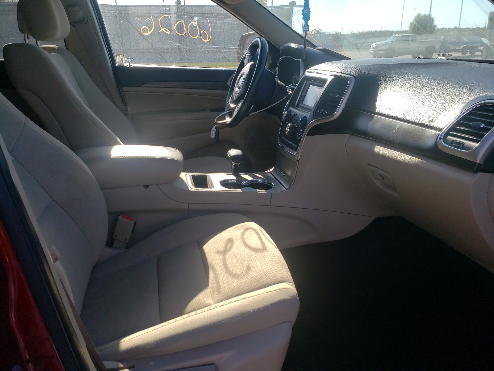 Photo 5 from auction – 2014 JEEP GRAND CHER with VIN 1C4RJFAG4EC214286