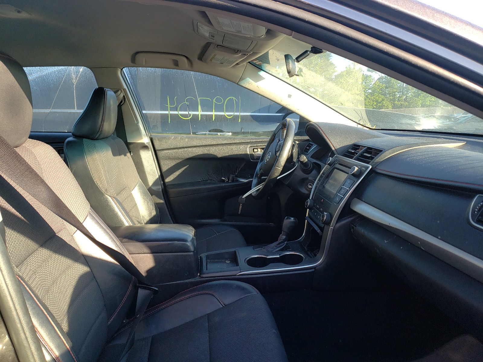 Photo 5 from auction – 2016 TOYOTA CAMRY LE with VIN 4T1BF1FK2GU586365