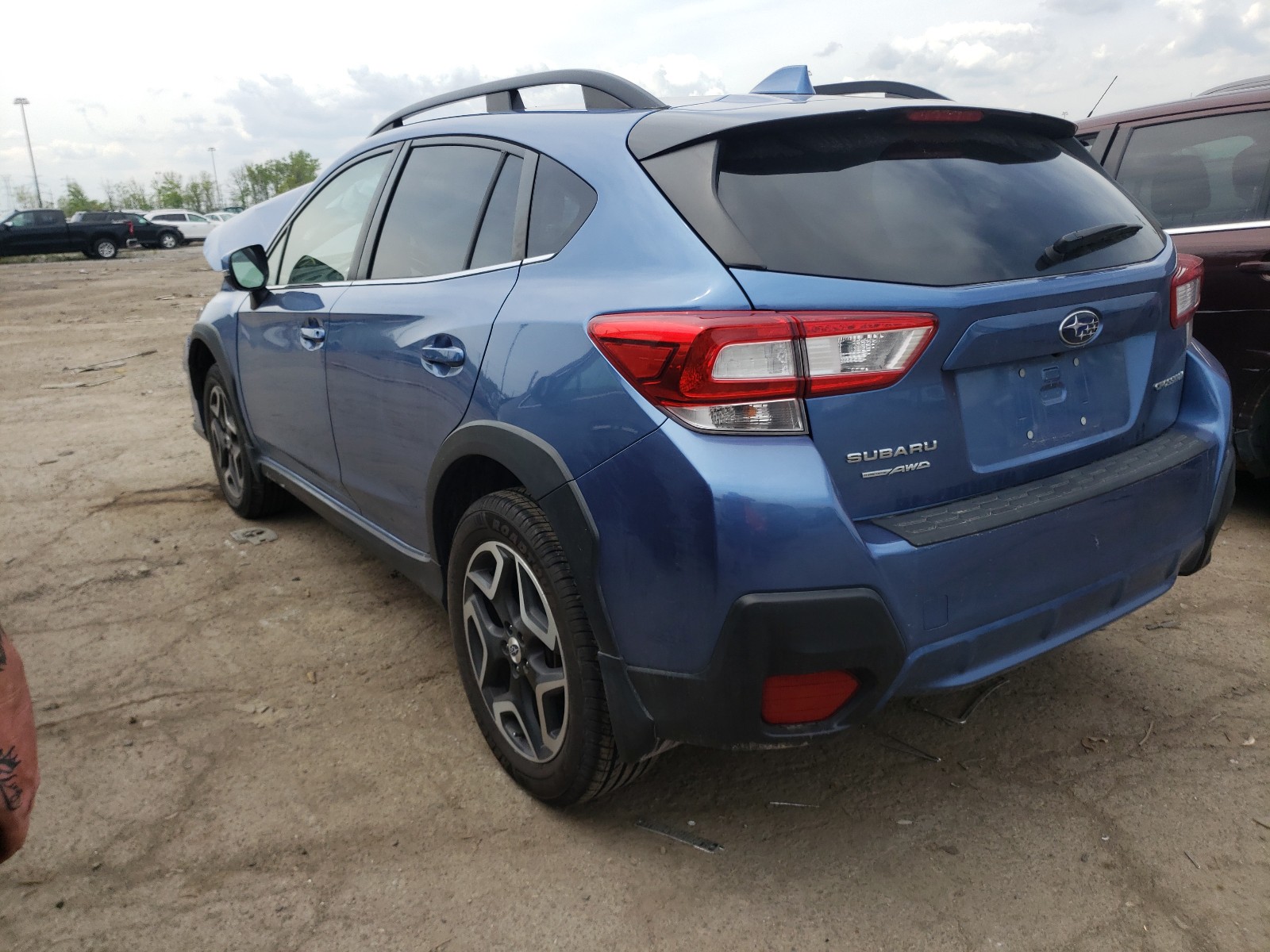 Photo 3 from auction – 2018 SUBARU CROSSTREK with VIN JF2GTAJC2JH266273