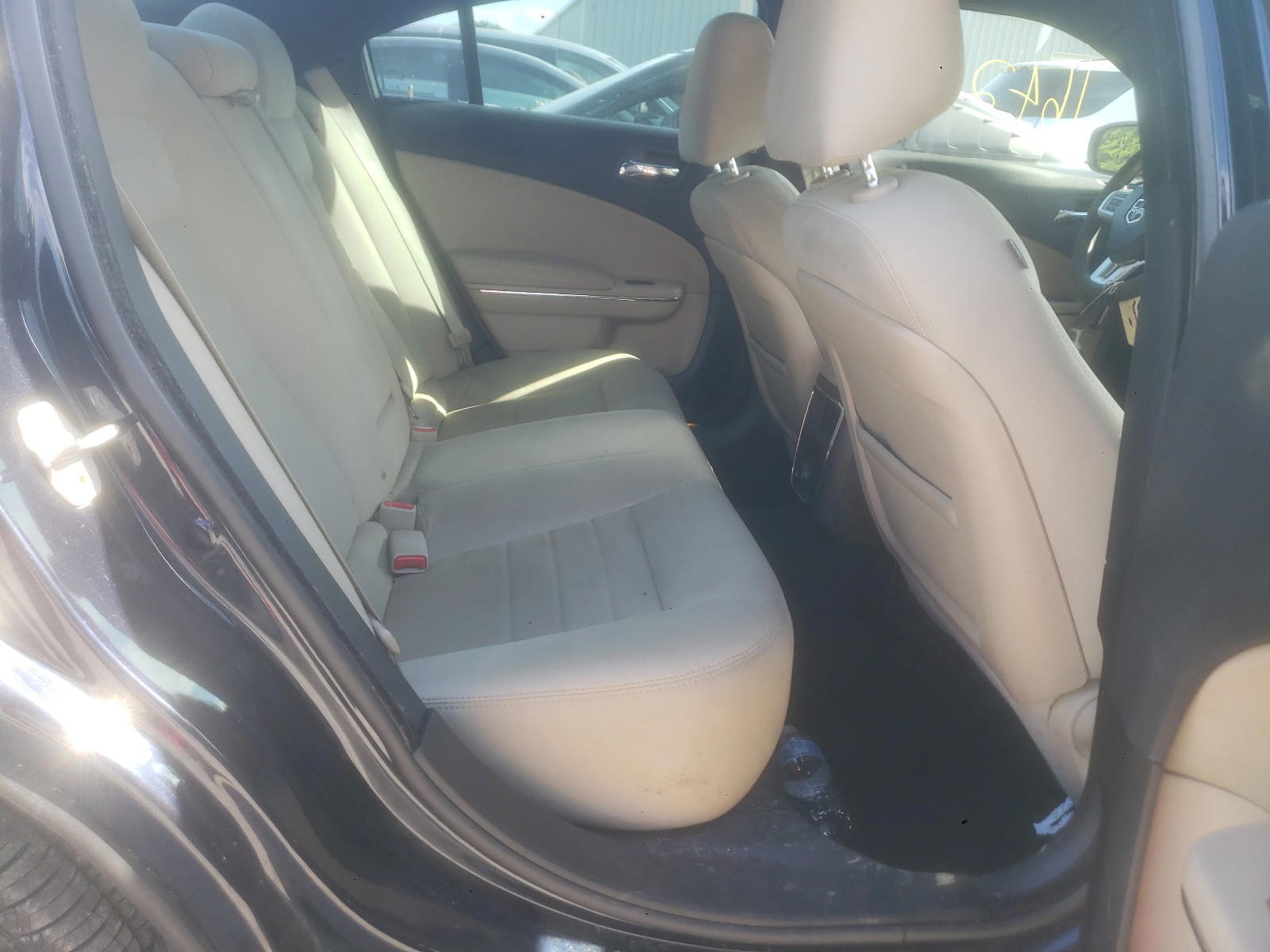 Photo 6 from auction – 2011 DODGE CHARGER with VIN 2B3CL3CG4BH507644