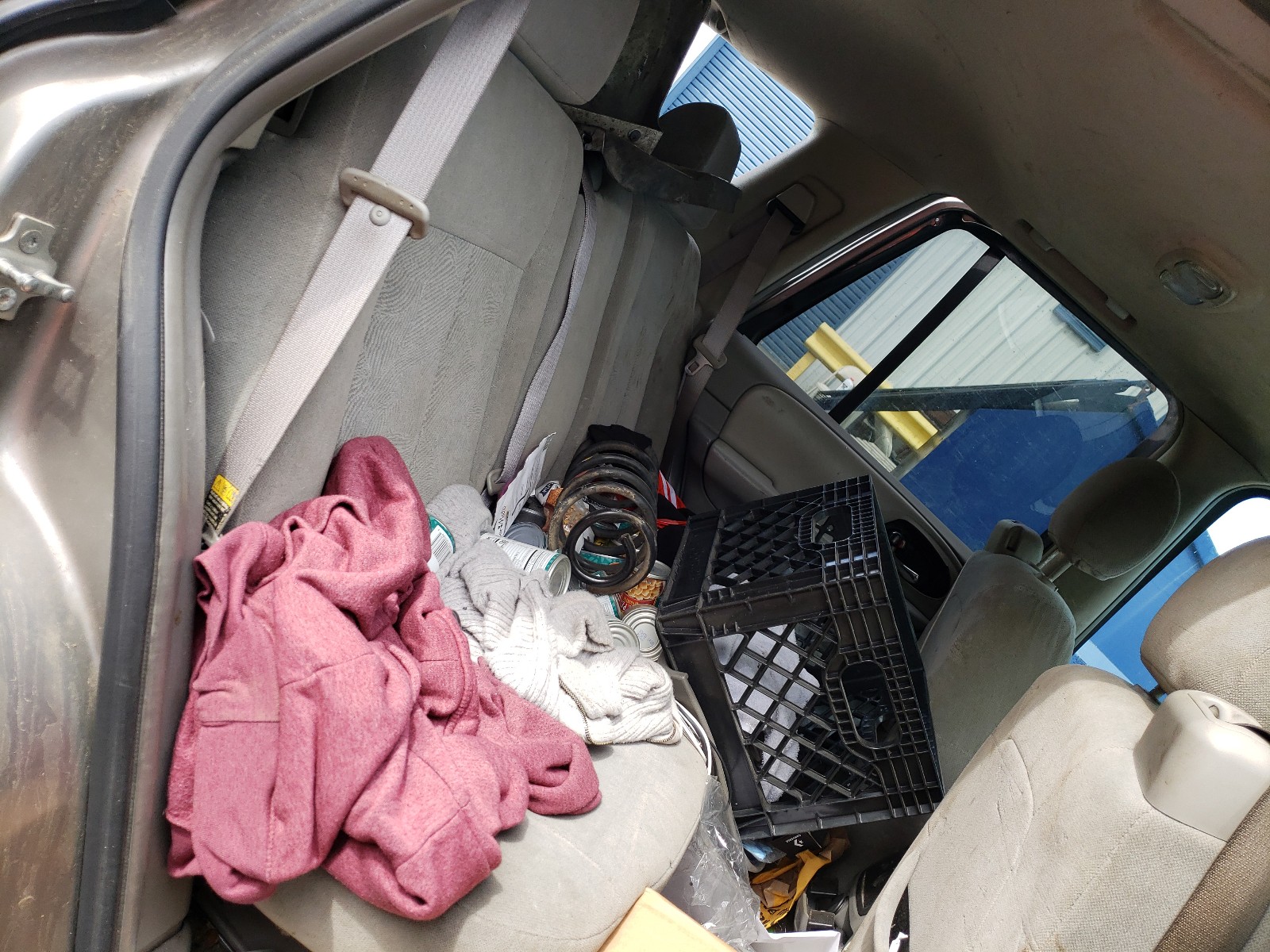 Photo 6 from auction – 2005 CHEVROLET TRAILBLAZE with VIN 1GNDS13SX52372785