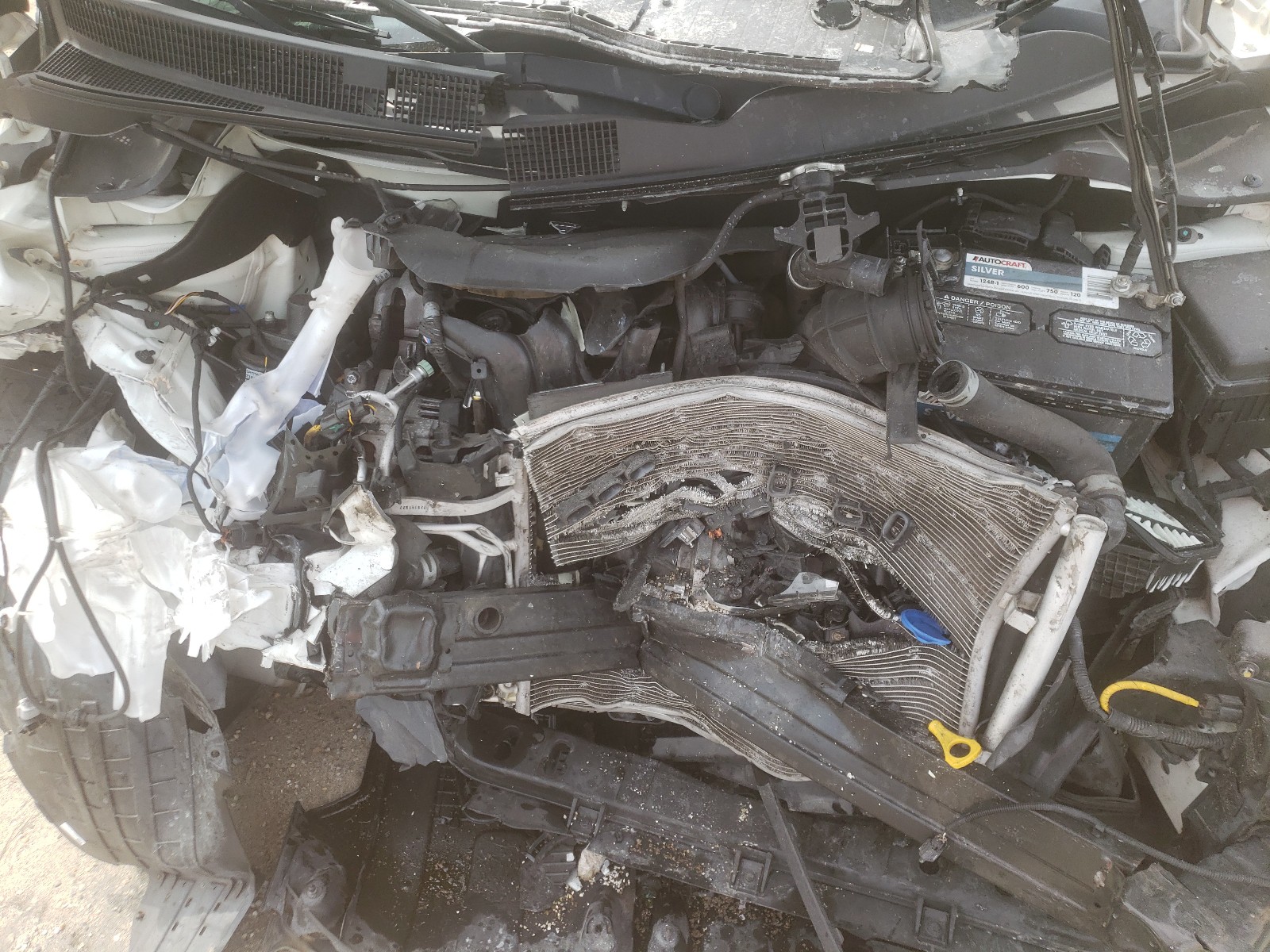 Фото 7 с аукциона – 2015 KIA SOUL с VIN KNDJN2A29F7774698