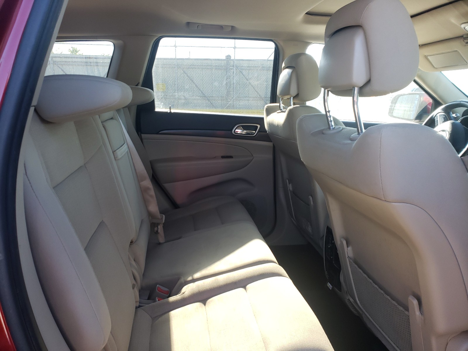 Photo 6 from auction – 2014 JEEP GRAND CHER with VIN 1C4RJFAG4EC214286