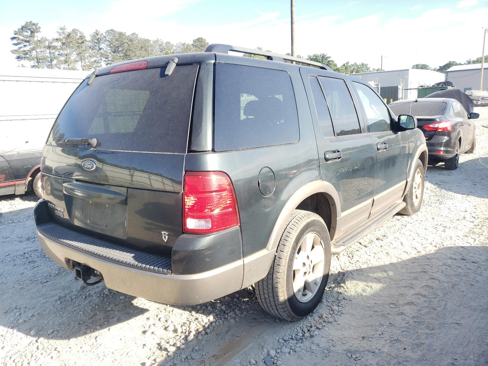 Photo 4 from auction – 2003 FORD EXPLORER E with VIN 1FMZU74W33UA82060