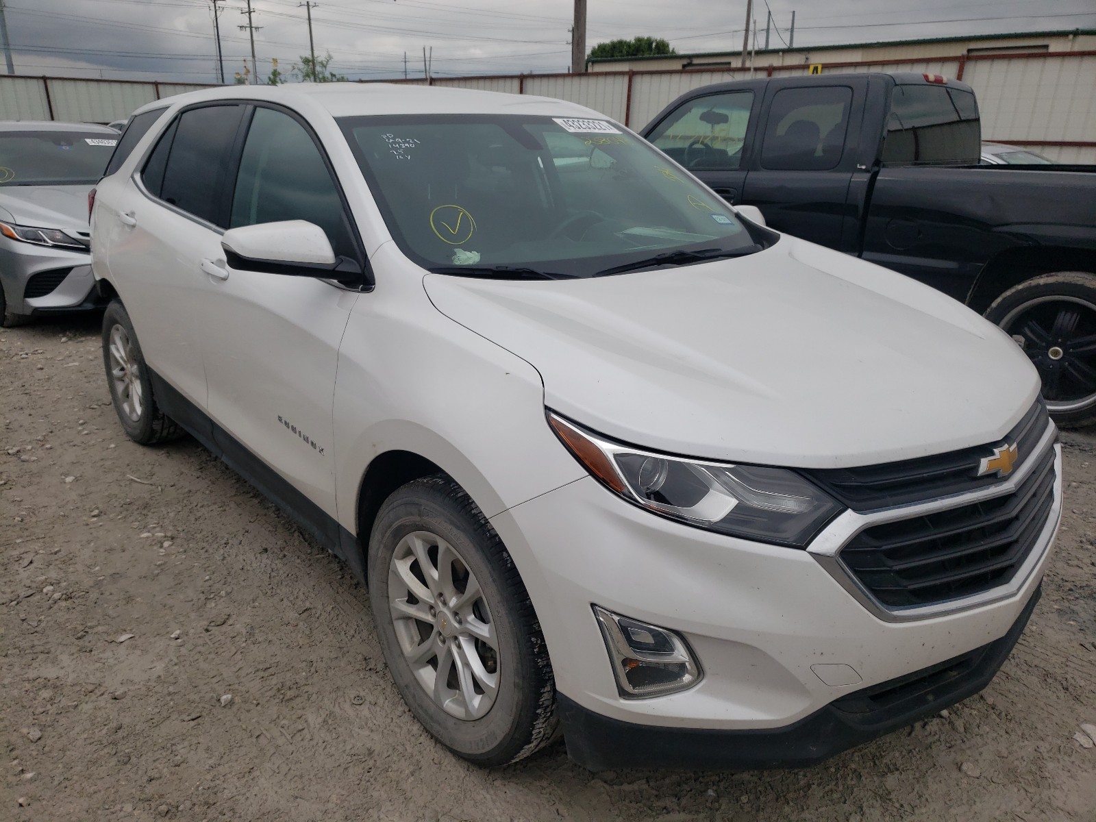 Photo 1 from auction – 2019 CHEVROLET EQUINOX LT with VIN 2GNAXKEV9K6238043