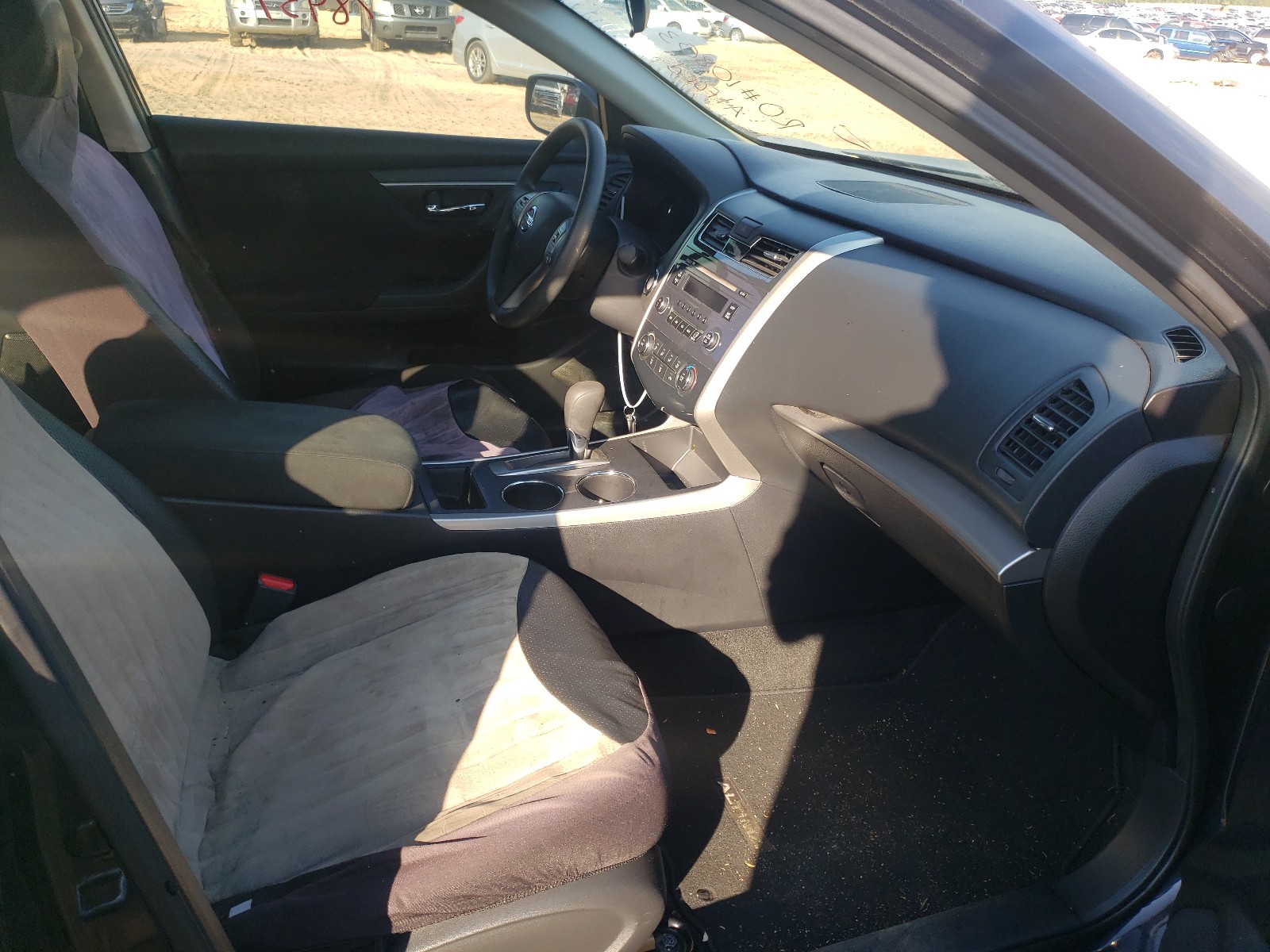Photo 5 from auction – 2015 NISSAN ALTIMA 2.5 with VIN 1N4AL3APXFC181078