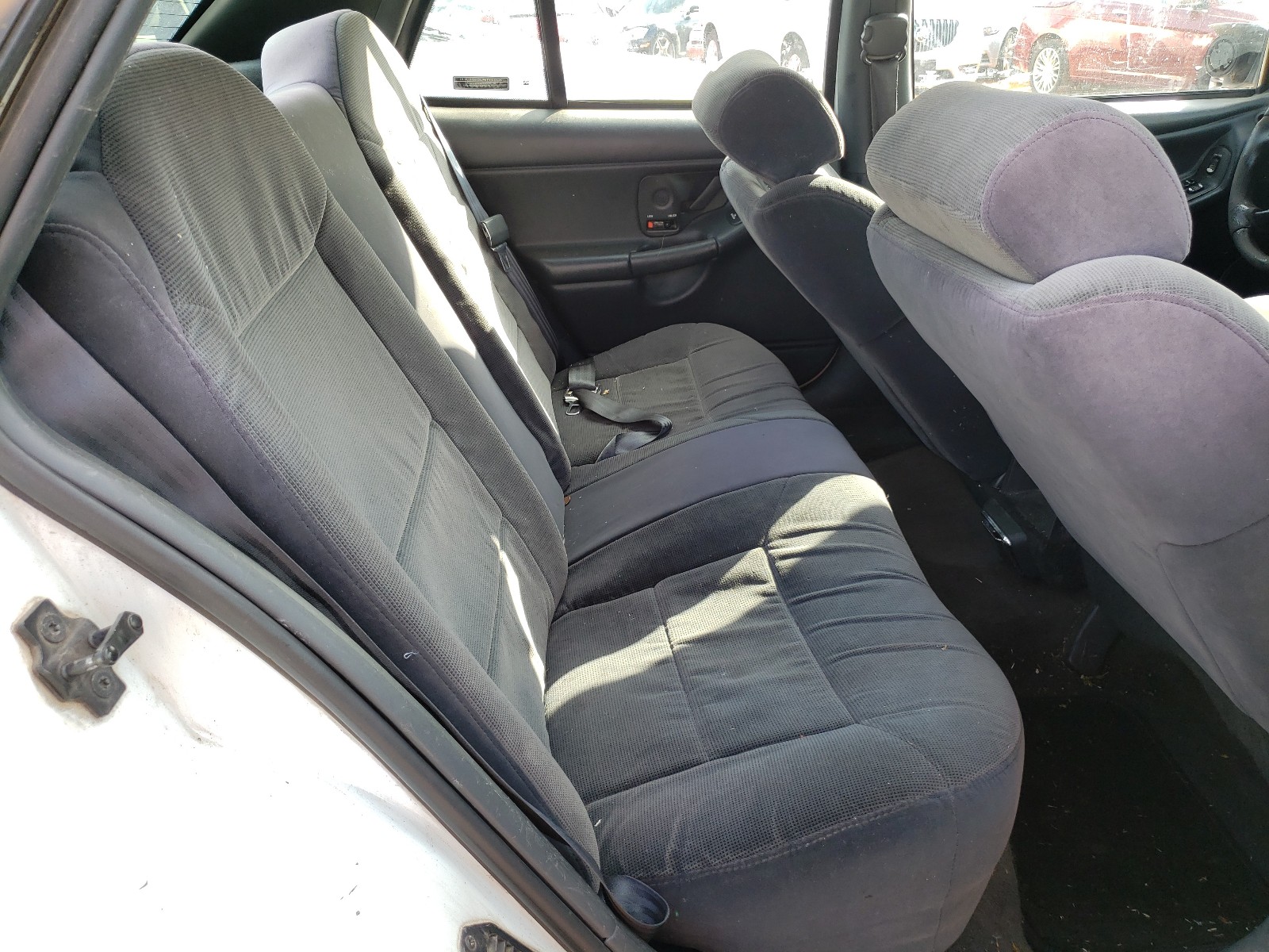 Photo 6 from auction – 1997 BUICK SKYLARK CU with VIN 1G4NJ52TXVC456550