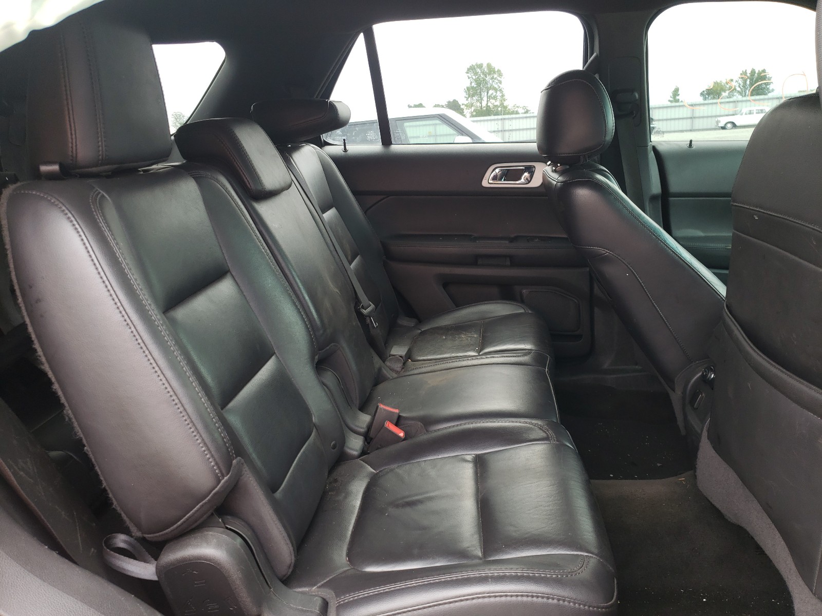 Фото 6 с аукциона – 2013 FORD EXPLORER X с VIN 1FM5K8D81DGA73627