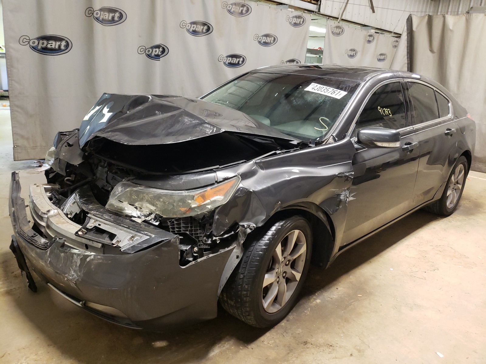 Photo 2 from auction – 2013 ACURA TL with VIN 19UUA8F21DA009569
