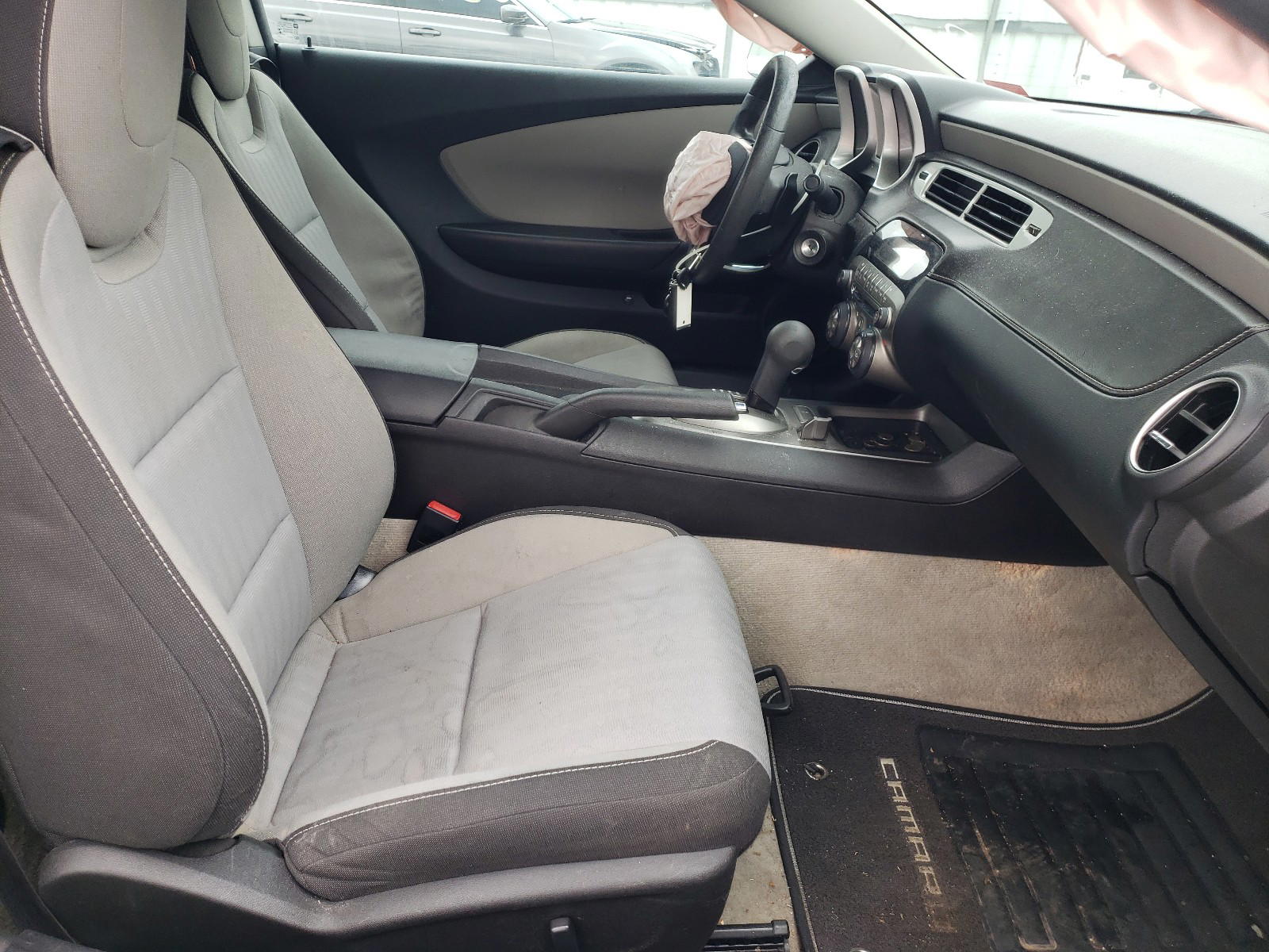Photo 5 from auction – 2012 CHEVROLET CAMARO LS with VIN 2G1FA1E38C9148500