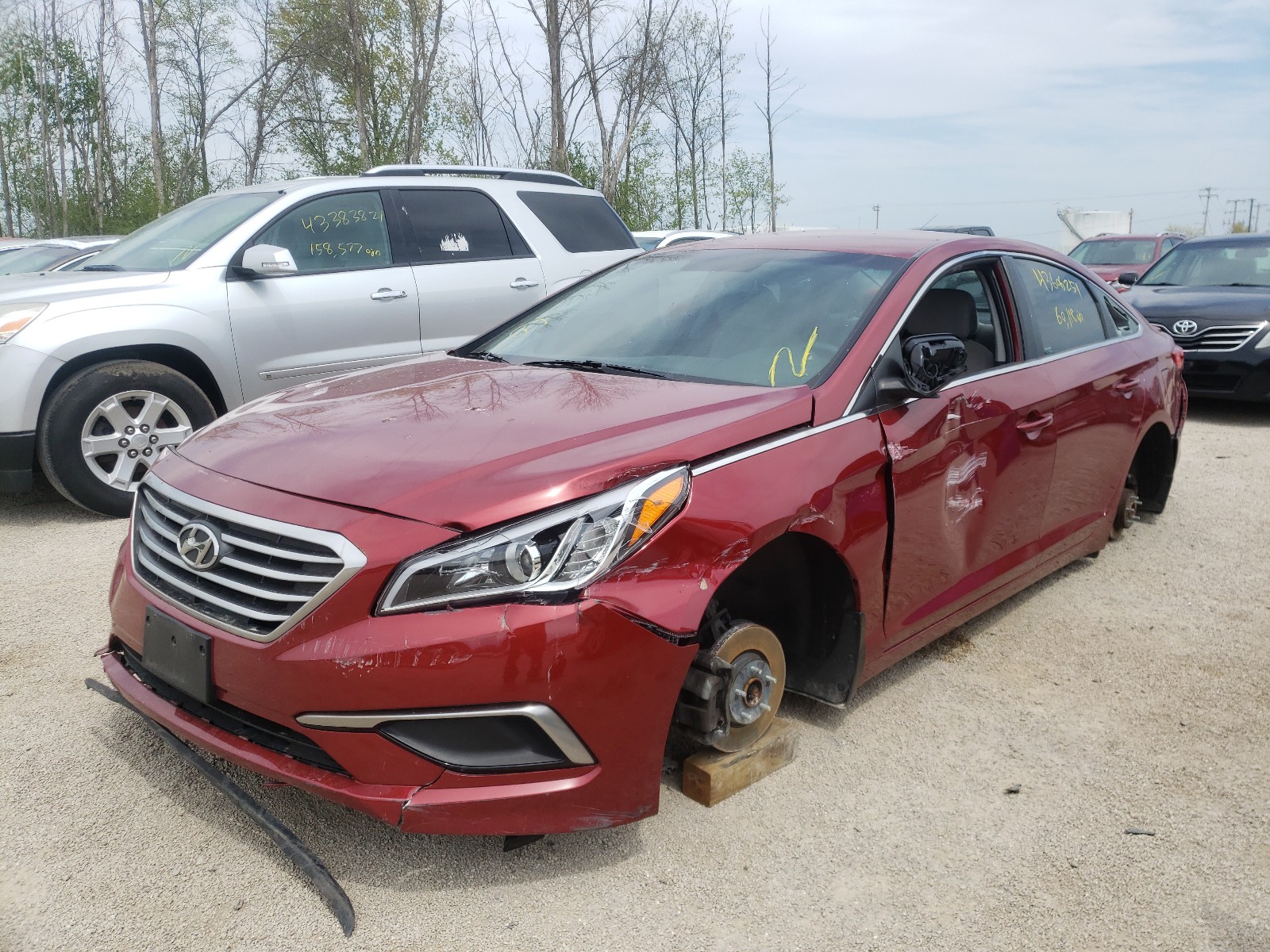 Photo 2 from auction – 2016 HYUNDAI SONATA SE with VIN 5NPE24AF2GH369241